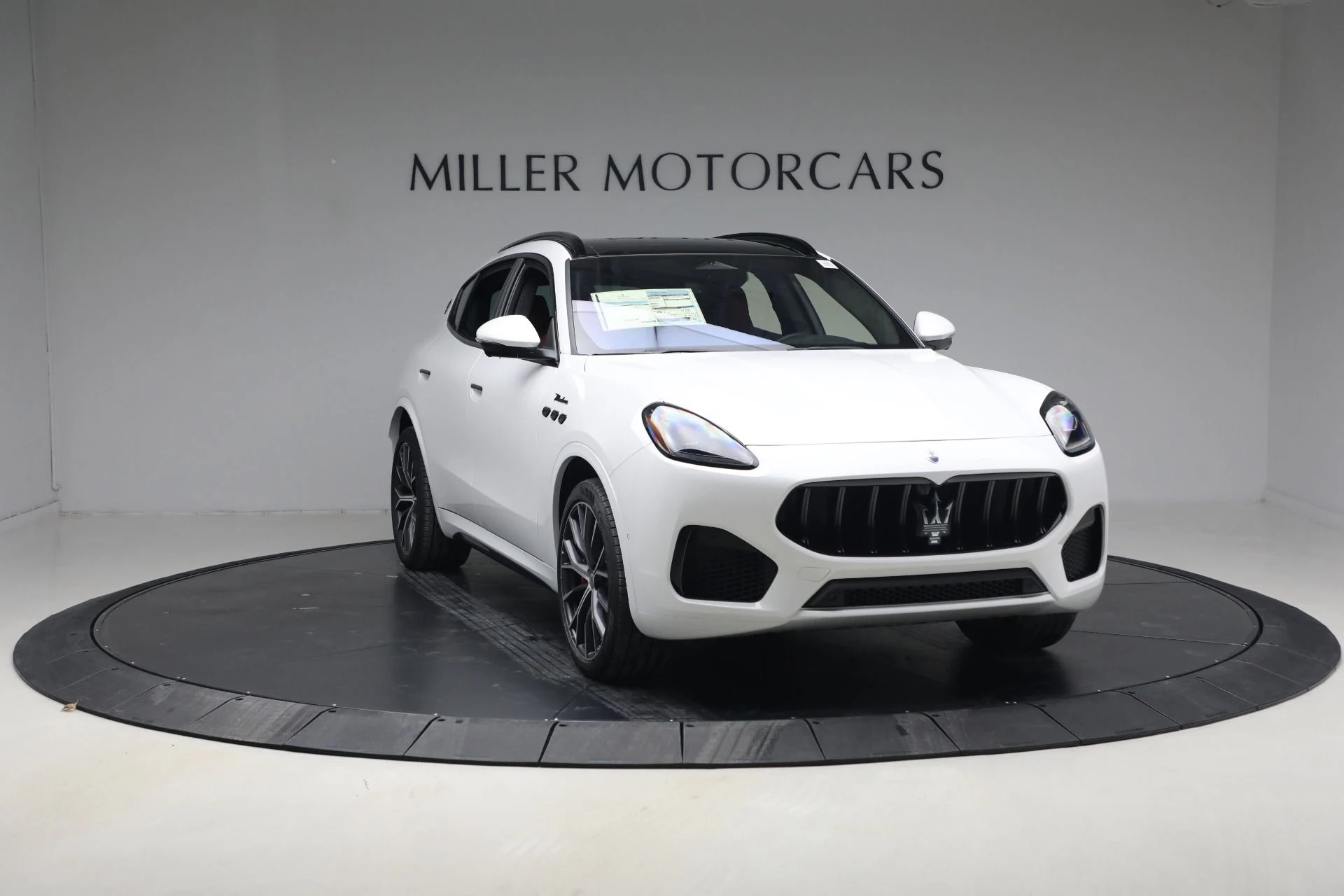 mph010_2310621851_New_2026_Maserati_Grecale_Modena_1769722385_3524251205