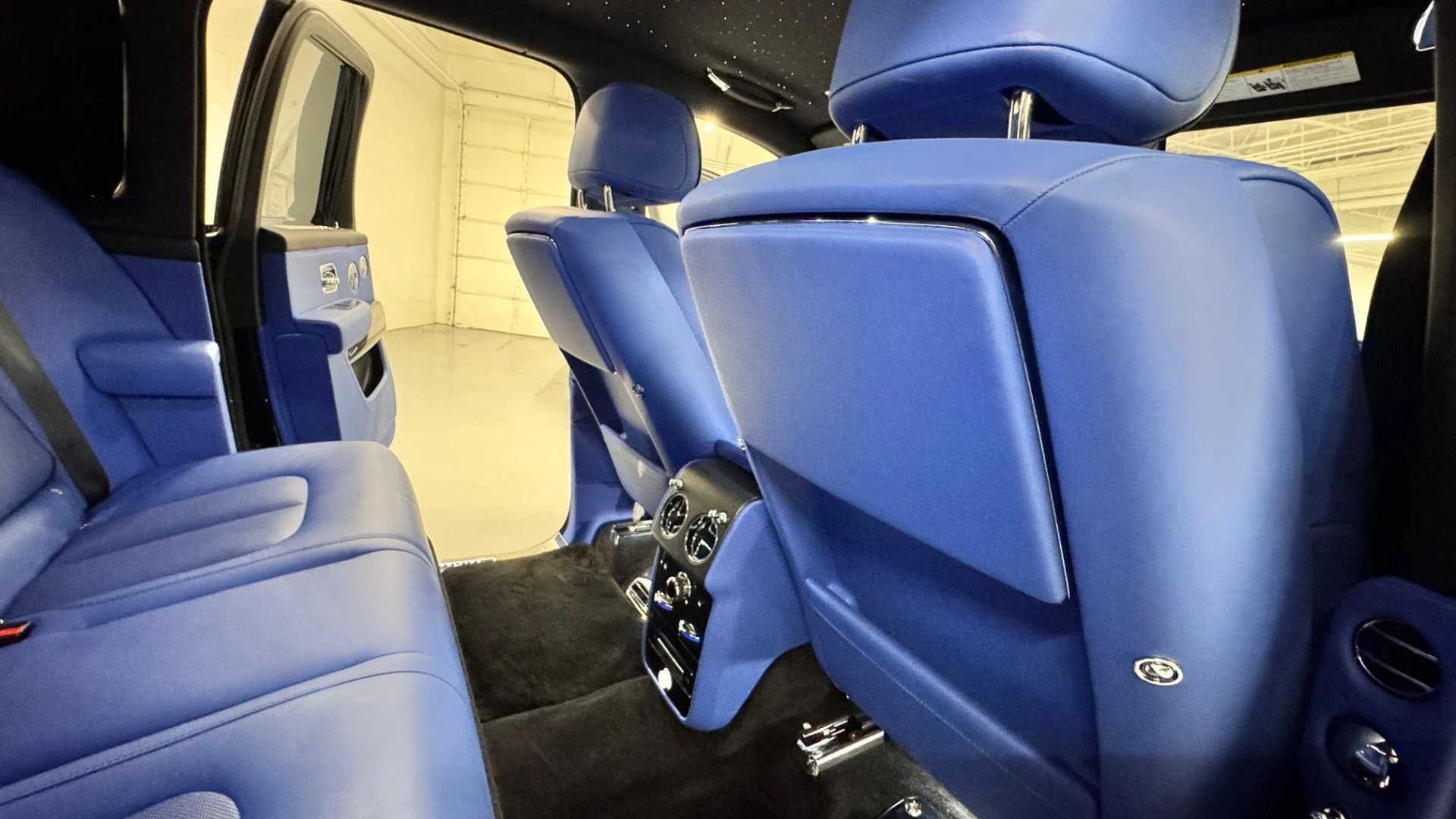 mph010_2312432250_Used_2023_Rolls_Royce_Black_Badge_Cullinan_1772830867_6df3e7693b