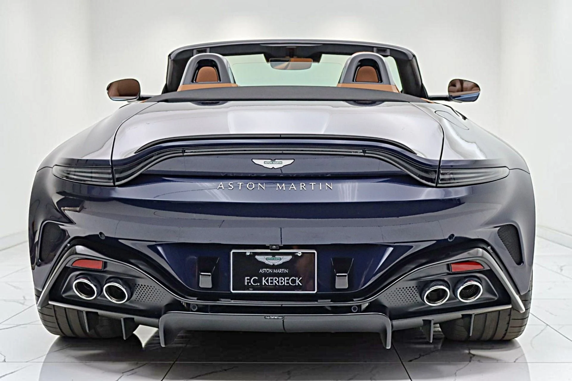 mph010_2317236008_New_2026_Aston_Martin_Vantage_S_Roadster_cceb23fc0b