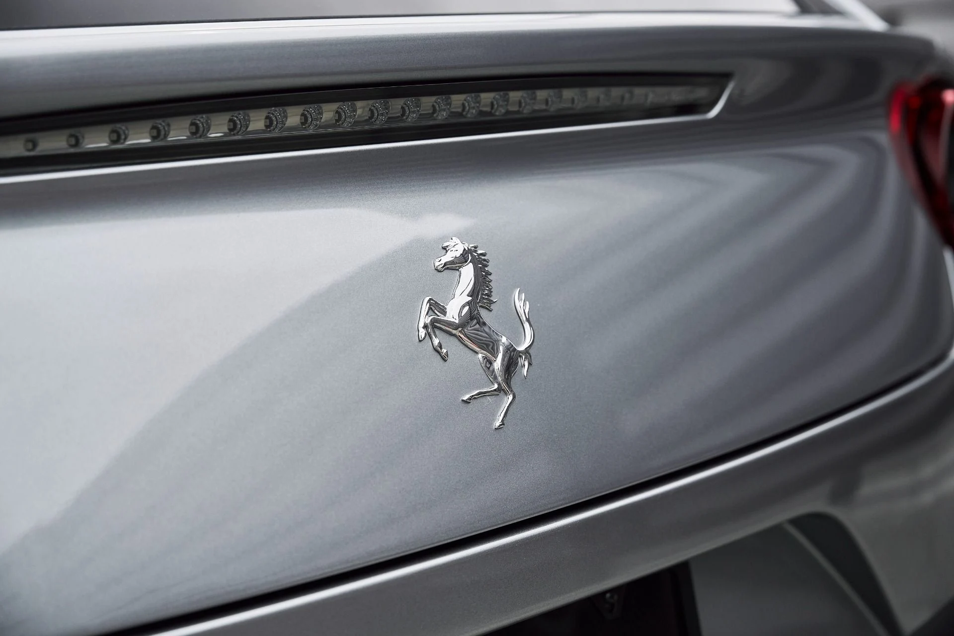 mph010_2317706458_Used_2020_Ferrari_GTC_4_Lusso_T_1766785848_748d508c80