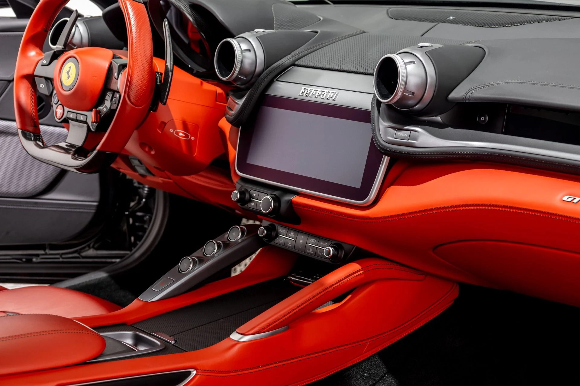 mph010_2321711008_Used_2018_Ferrari_GTC_4_Lusso_T_with_Novitec_Springs_DME_Tune_Velos_Wheels_IPE_Exhaust_Passenger_Disp_1654867168_99a21cf49e