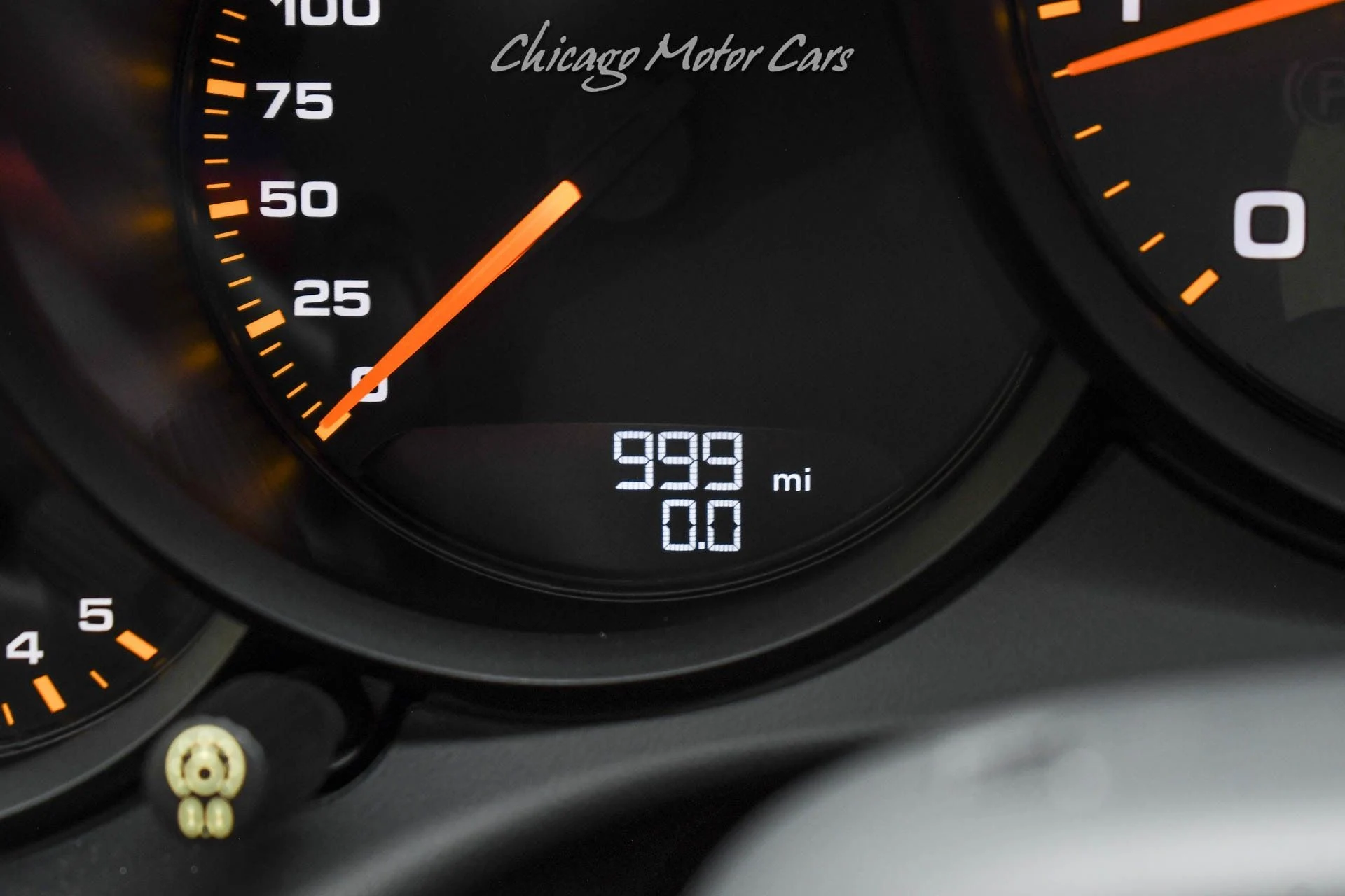 mph010_2324078609_12960_p11_l_89205265f2