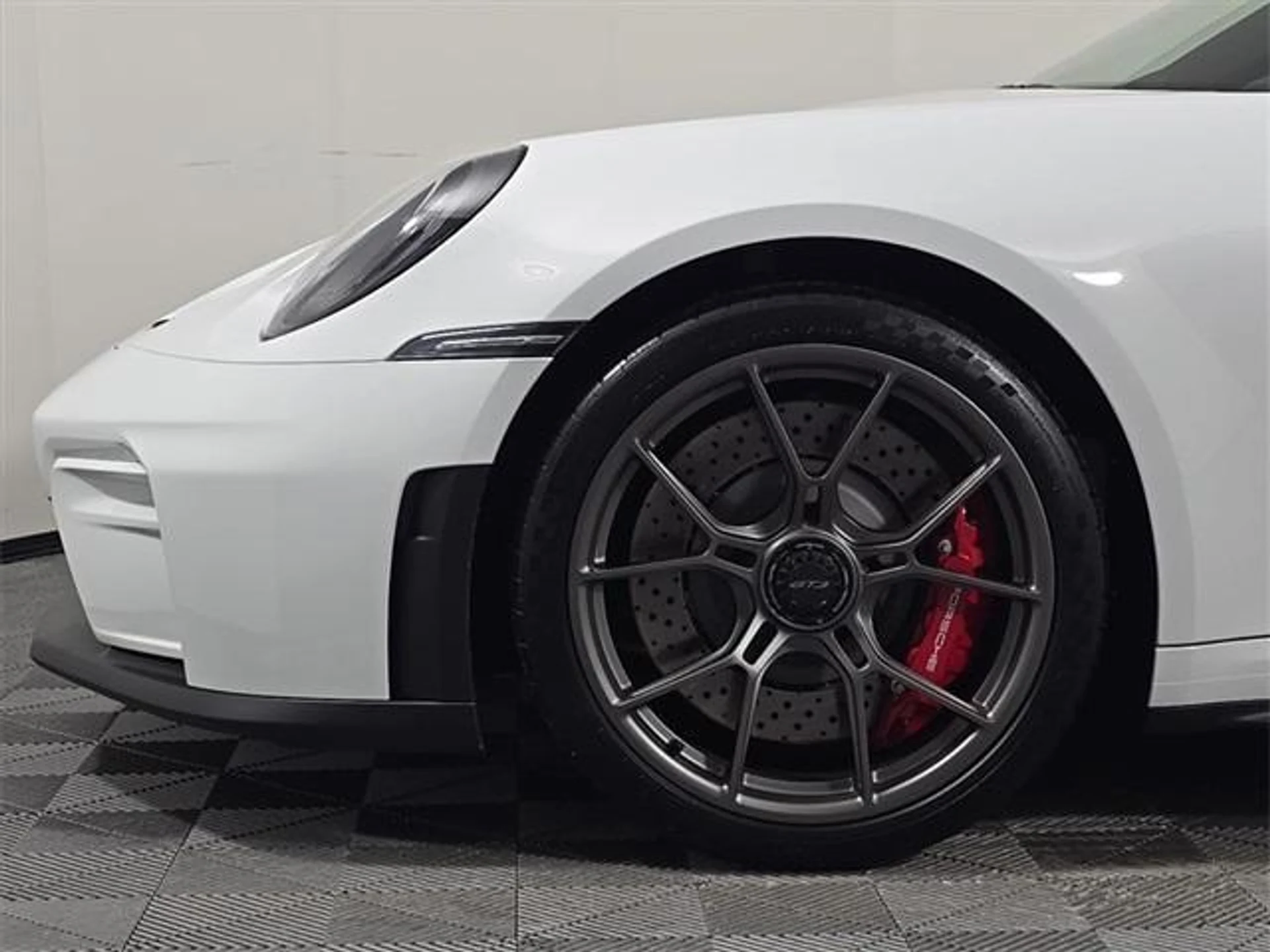 mph010_2325178950_oy5y1_X75ai_D7_J_Il_No_Rr_Xe73r_R8_A_5d93a27af5