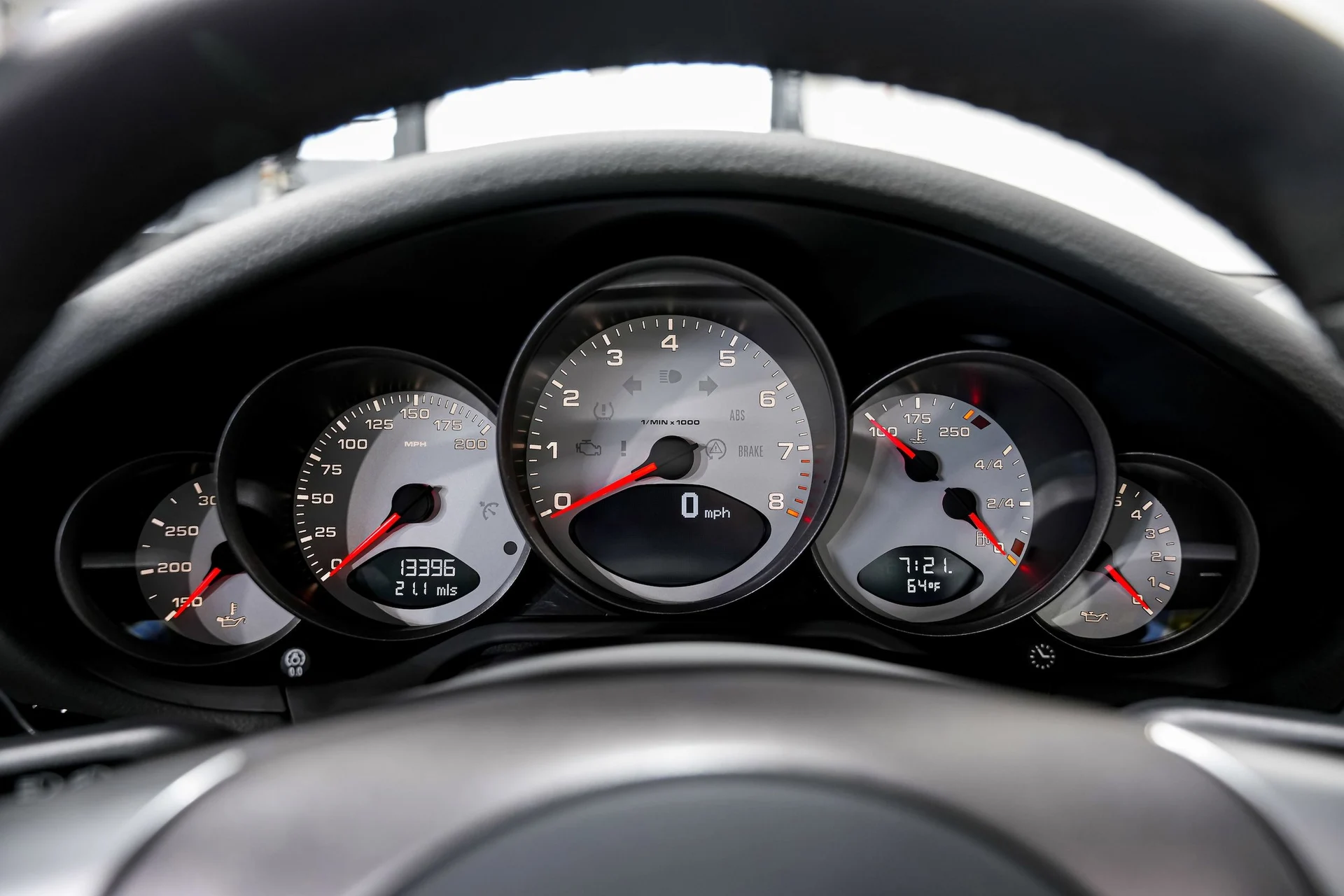 mph010_2325917766_4707c04ba9c42f1281d0119977429dc3x_26649a2604