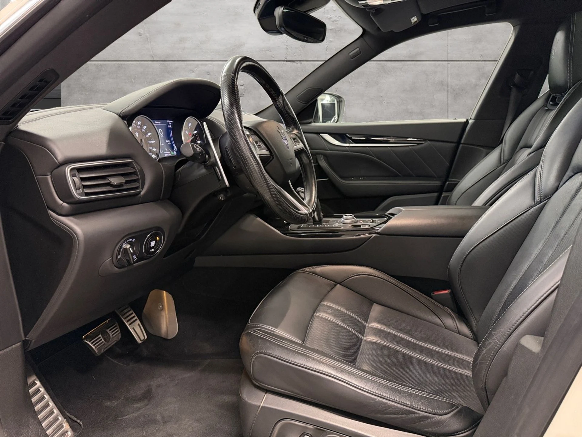 mph010_2331648485_2b5268e1_94bd_461c_9db9_dad44096ce03_7967b8c2cc