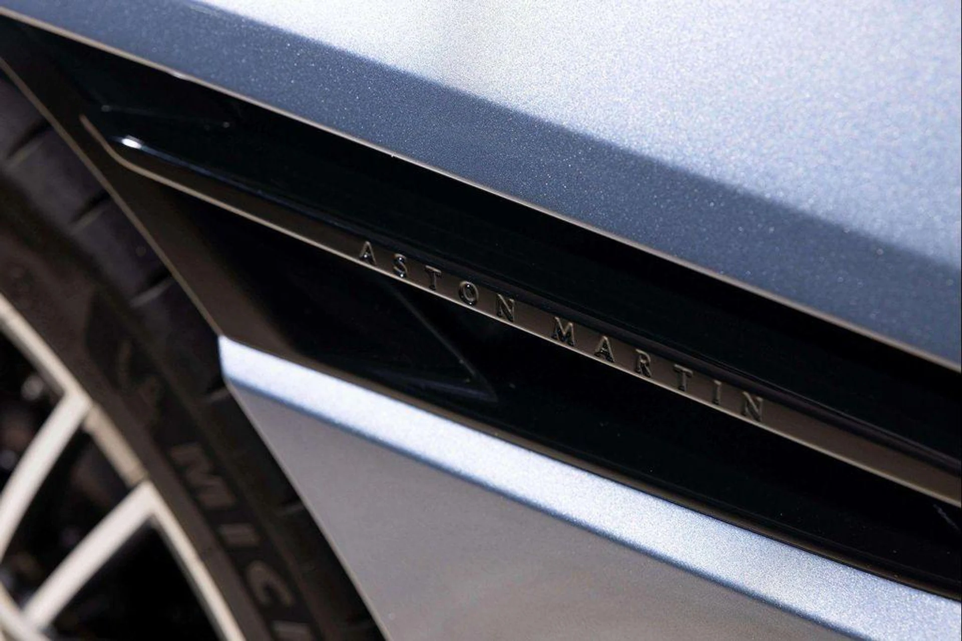 mph010_2338032767_b_Acu5_Apill_Ba_B_Bwf_M_6_6z_Qg_Y4s_b7db33e356