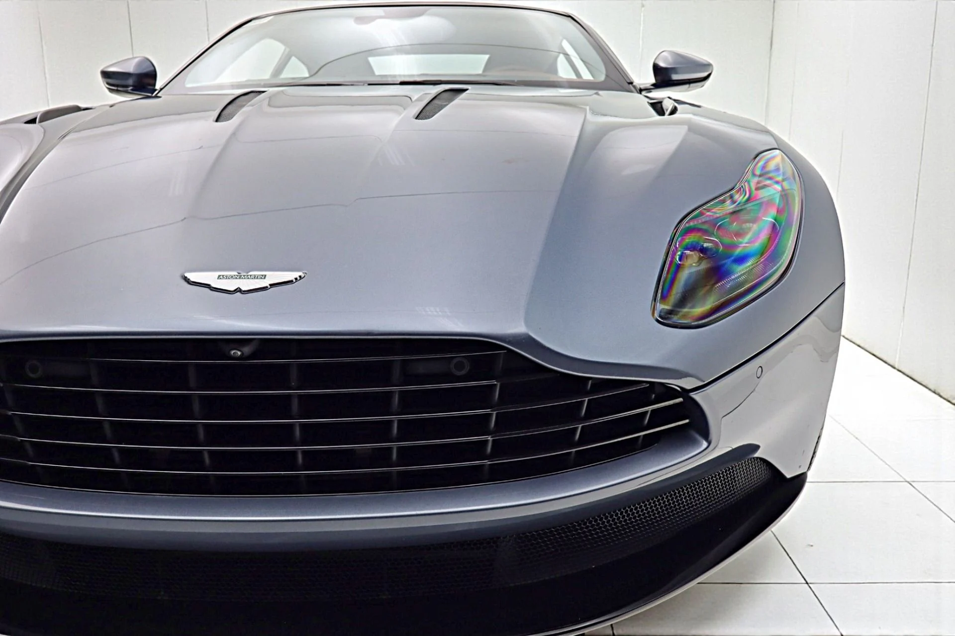 mph010_2341048372_Used_2020_Aston_Martin_DB_11_AMR_eaeeb42afa