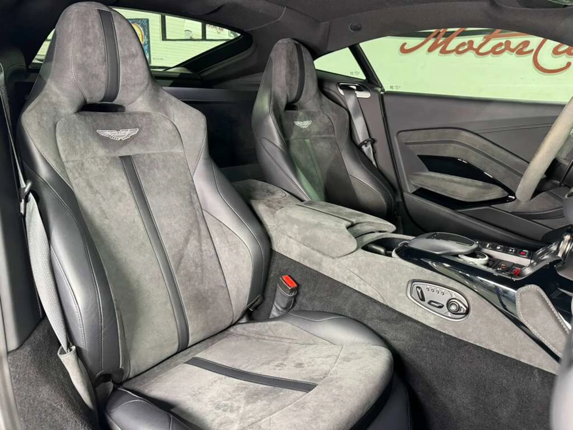 mph010_2352156404_db076462d523f5039a0b6c3773275c0e_c21aae6f09