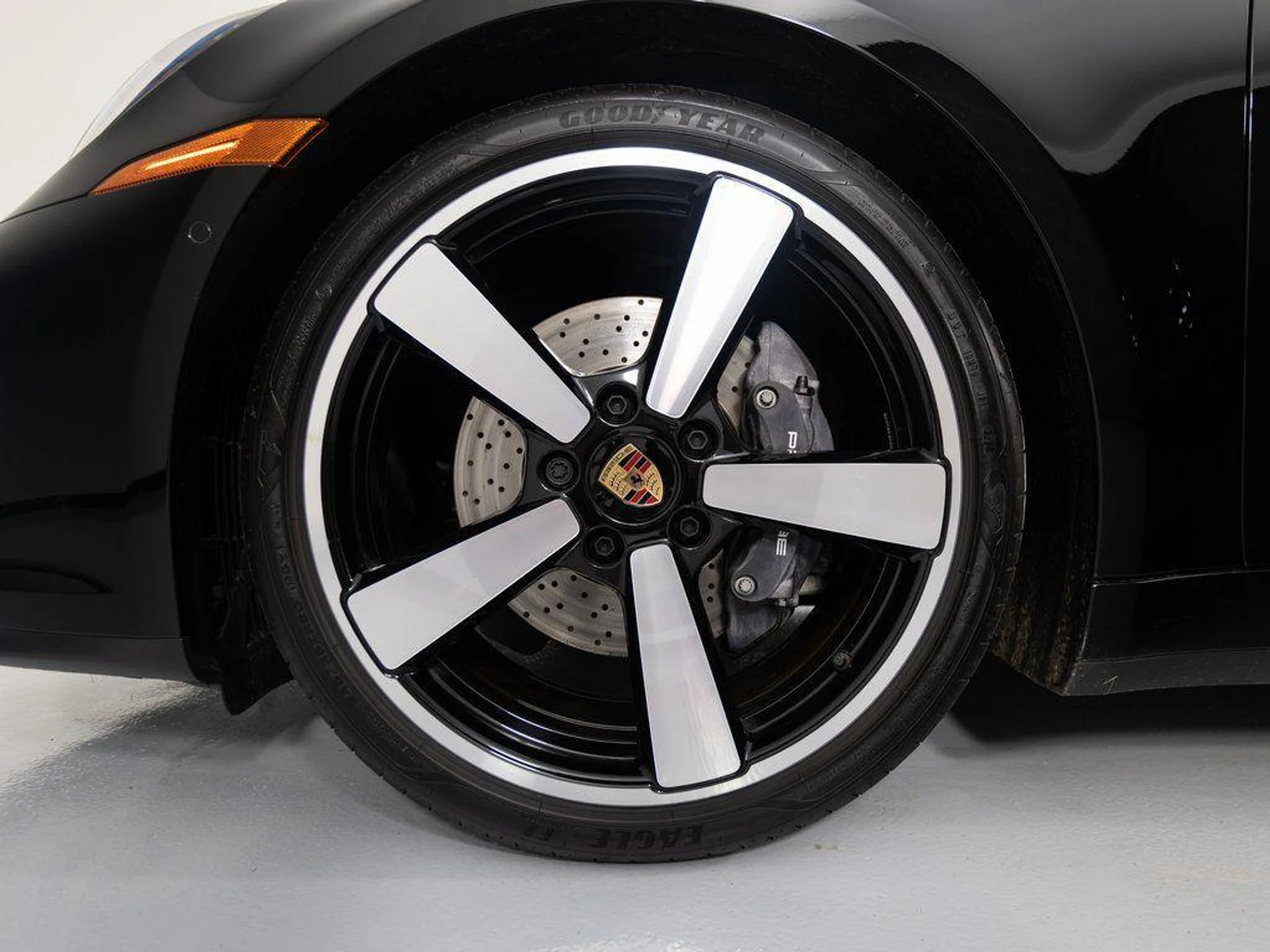 mph010_2352991916_QZ_Zen_U_Ww1_HH_Wv_C6_D5pml2_09o5c_42f251b898