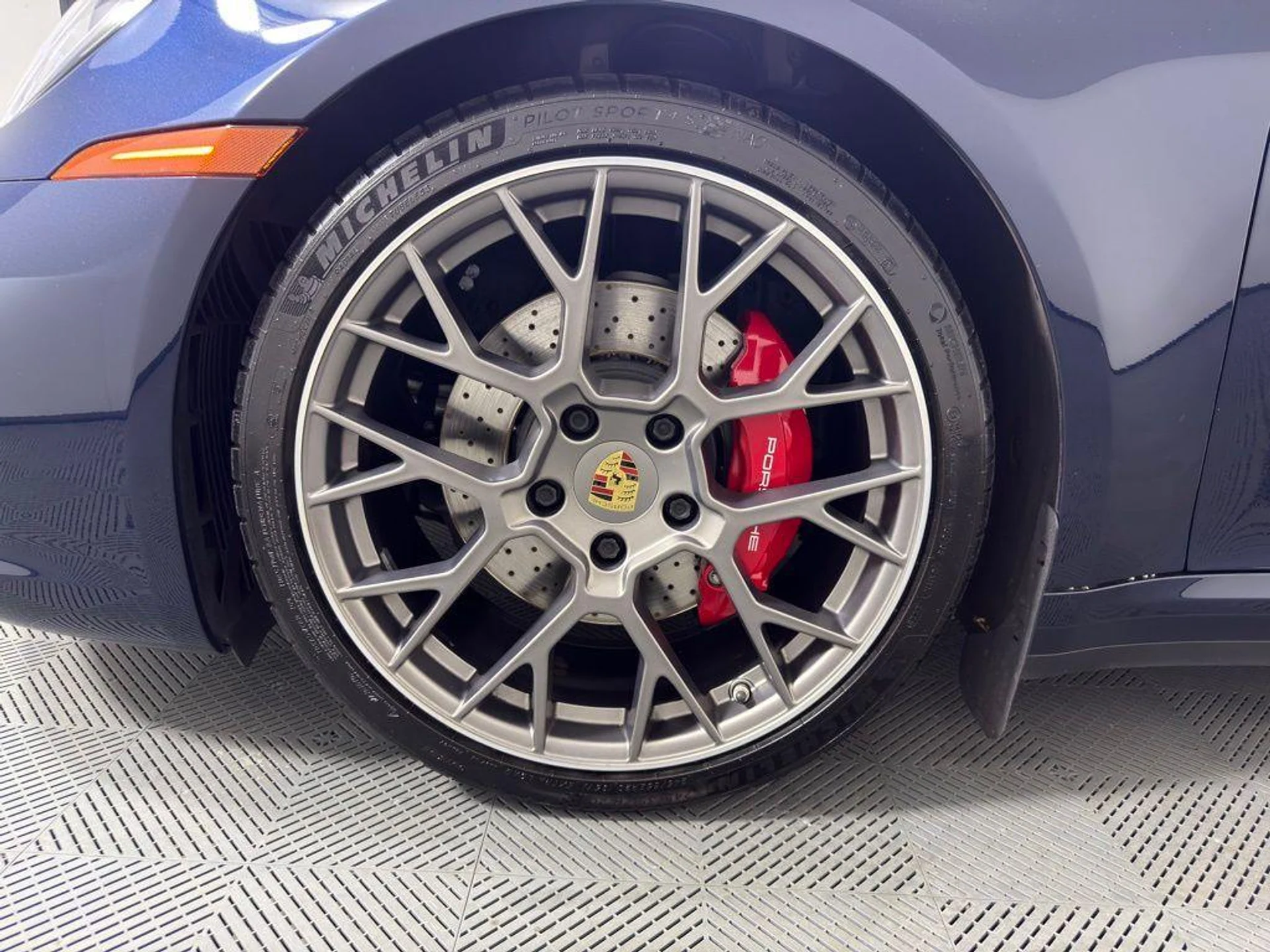 mph010_235557092_68_La_G_Hihg_DZRV_Nv_E5q_WS_09p5_Ew_a90bc8229d