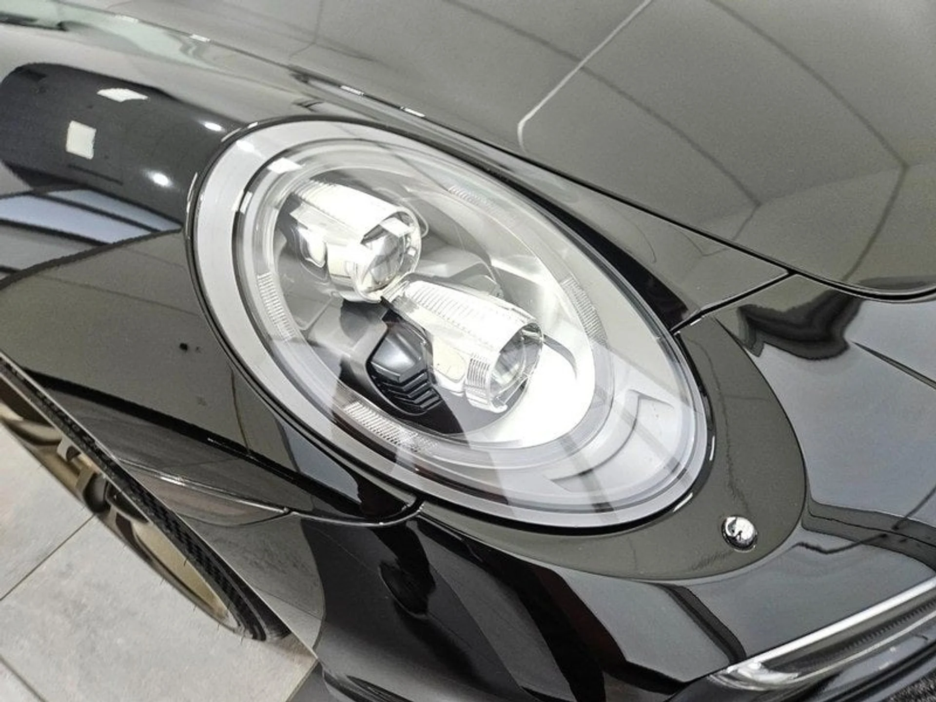 mph010_235771132_11_f2cd2b354c