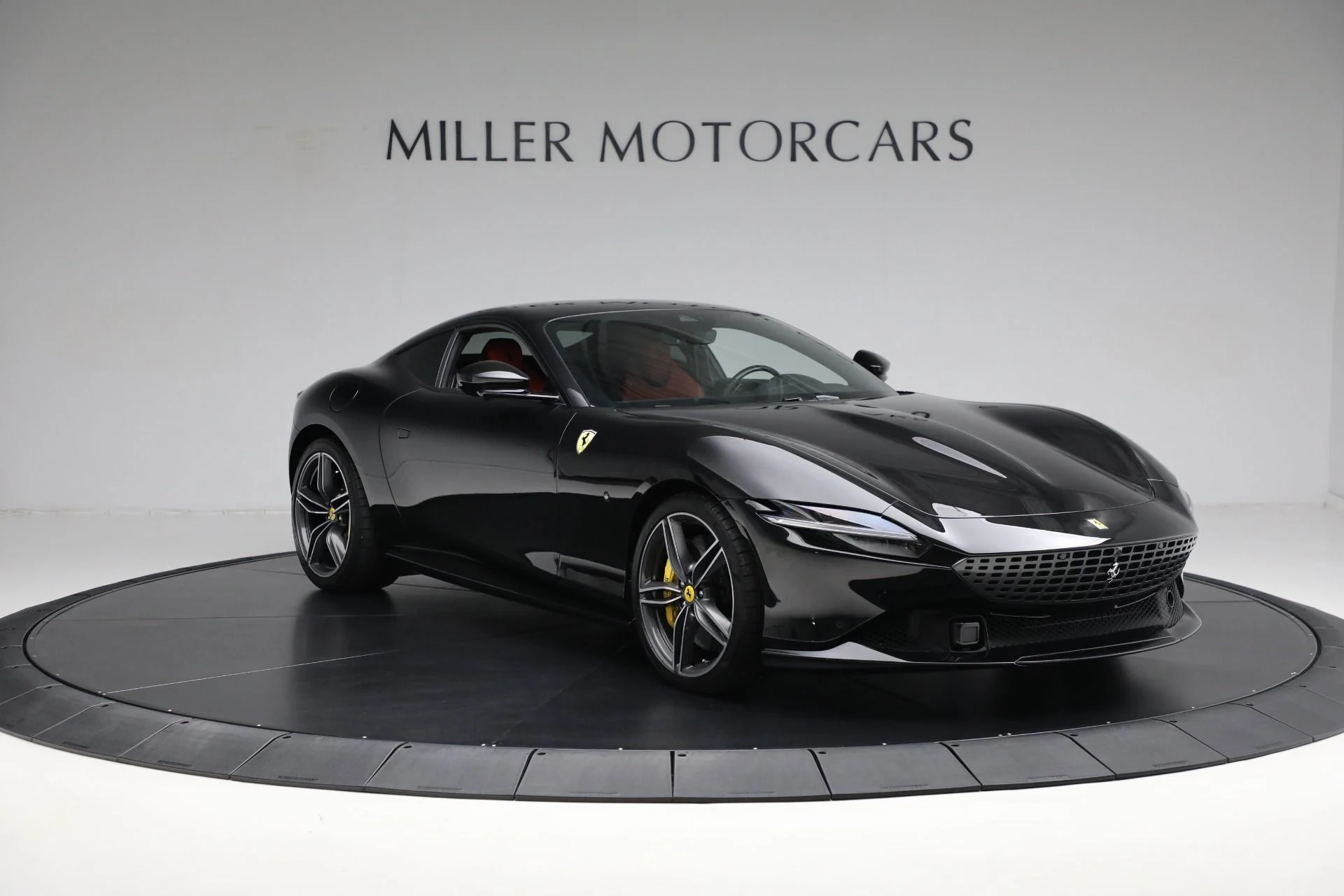 mph010_2365672993_Used_2022_Ferrari_Roma_1707749900_3631815c19