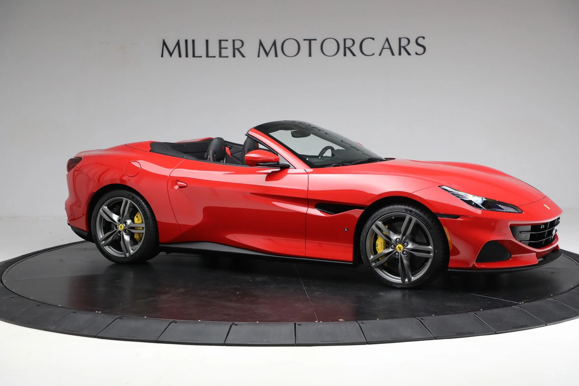 mph010_2366901368_Used_2023_Ferrari_Portofino_M_1793389960_d3ba257116