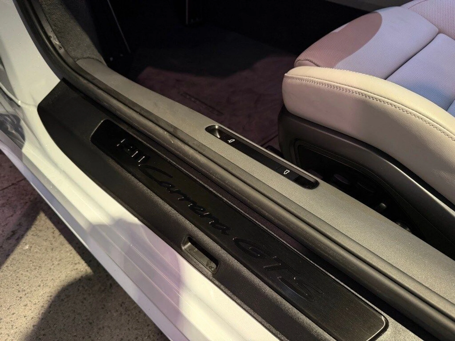 mph010_2366922719_87924d0163f85e472b664058b39ff0e8x_6553153f27