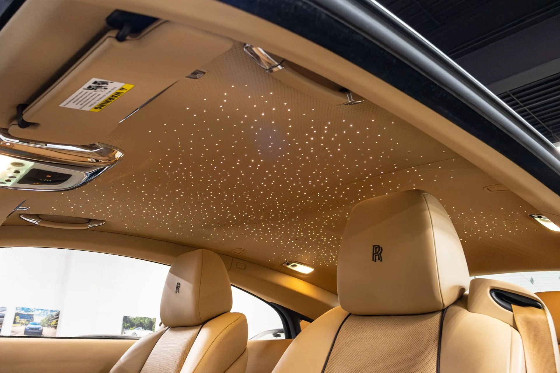 mph010_2375395235_Used_2015_Rolls_Royce_Wraith_1776700644_f029a50ff8