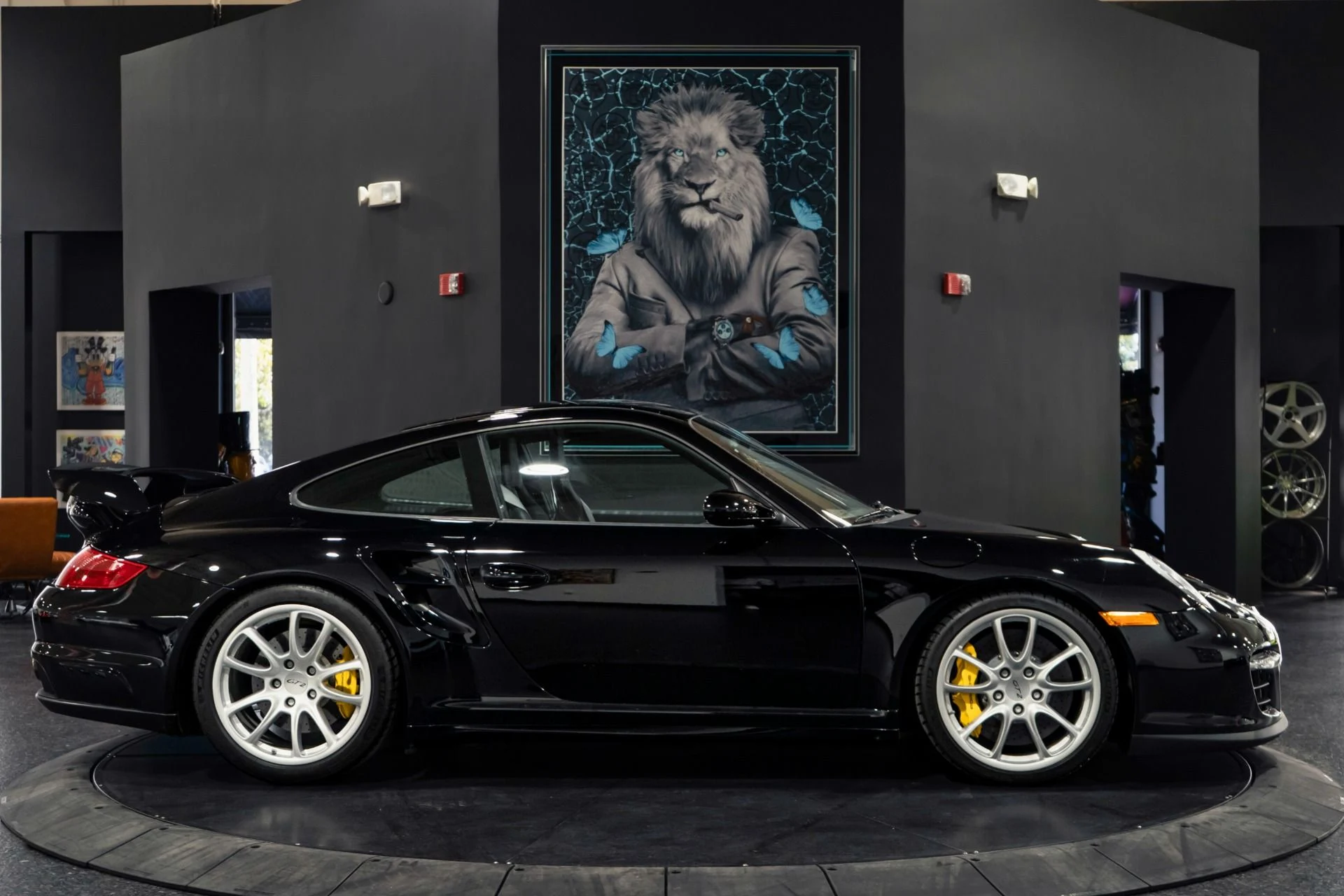 mph010_2375626693_Used_2008_Porsche_911_GT_2_1772036463_7ece334f50
