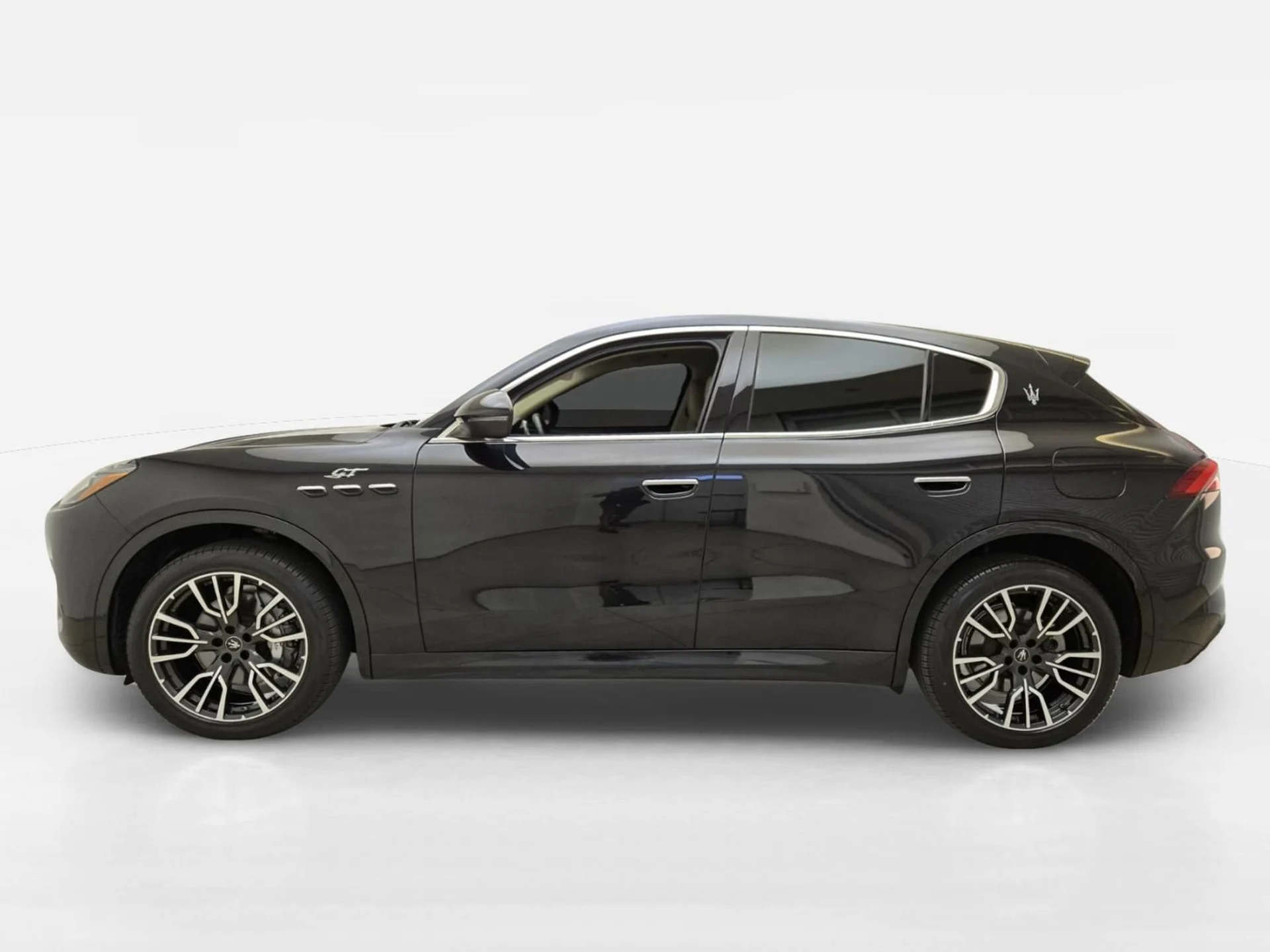 mph010_2380488840_Used_2023_Maserati_Grecale_GT_1789624515_443f97b4fb