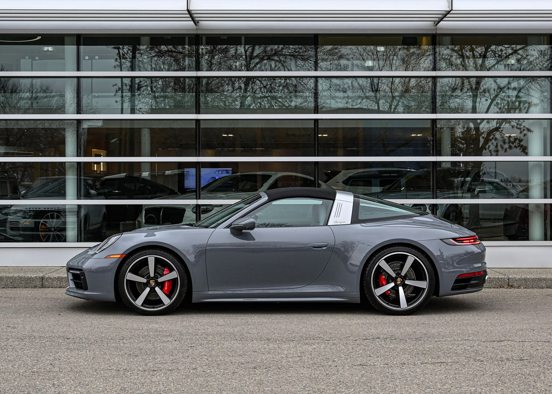 mph010_2382452779_6e3fc4bd_52b3_469a_ac0d_eb6c34b7c293_0a2ffa515b