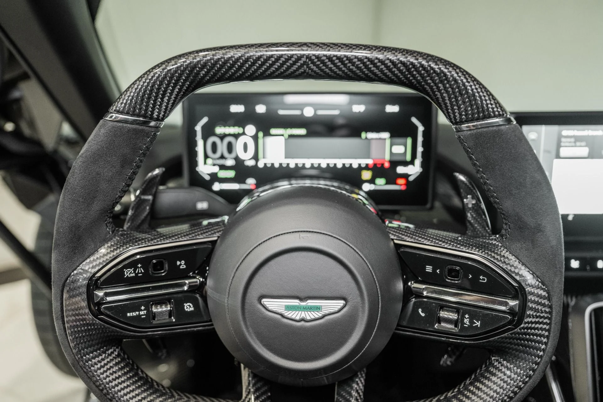 mph010_2384043982_New_2026_ASTON_MARTIN_VALHALLA_COUPE_1775321272_1f9335412a