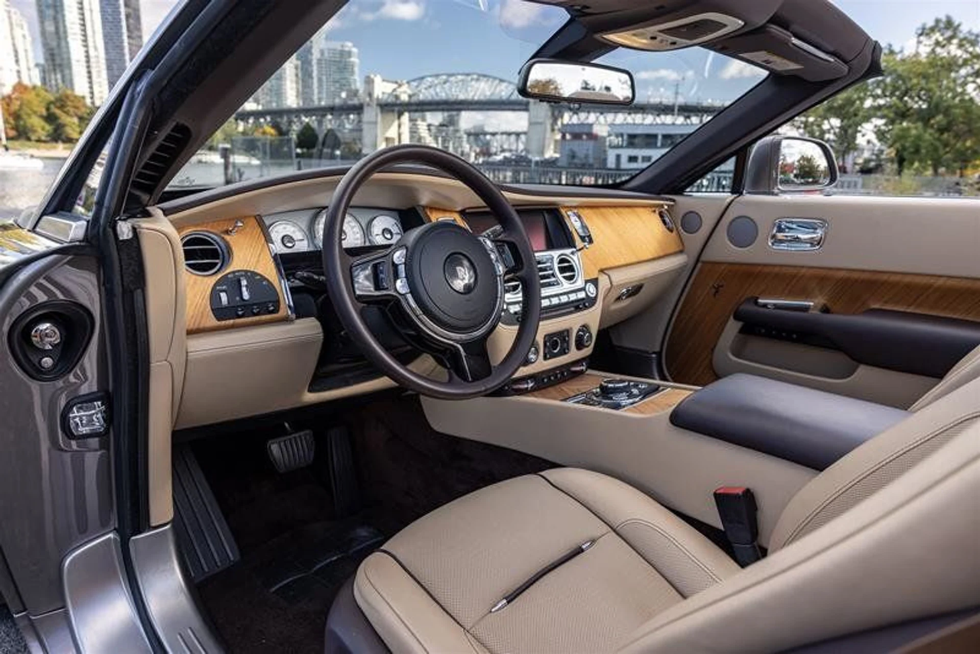 mph010_2387538211_37184980_00822_11560336_1532800726_8cd191df36