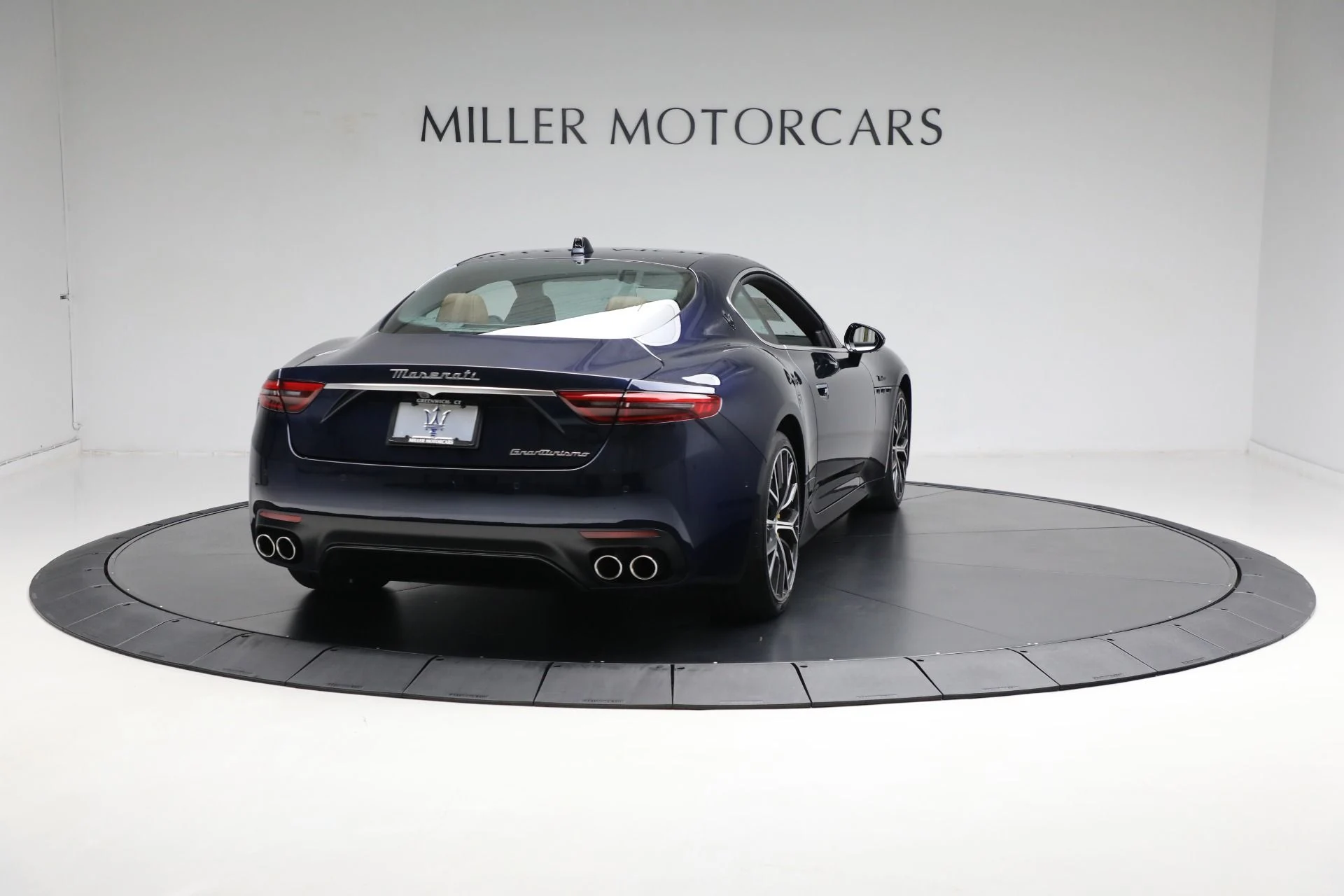 mph010_2388610380_Used_2024_Maserati_Gran_Turismo_Modena_1763577924_fdaf5f4995