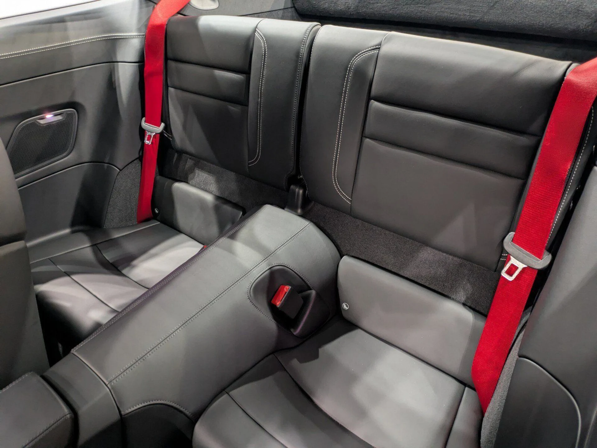 mph010_2391993220_c3b7e4be07e9f83eee50d85ad0f6da68_b712517d7c