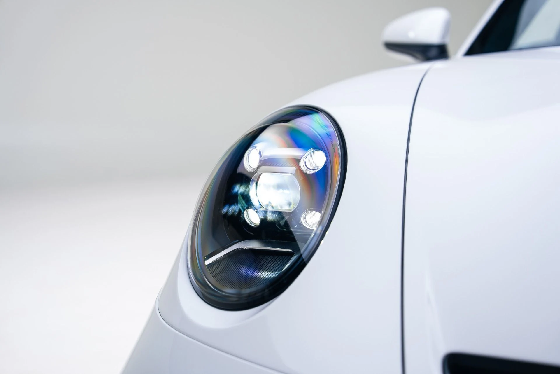 mph010_2400983679_Used_2024_Porsche_911_ST_1767635703_7b9020bb22