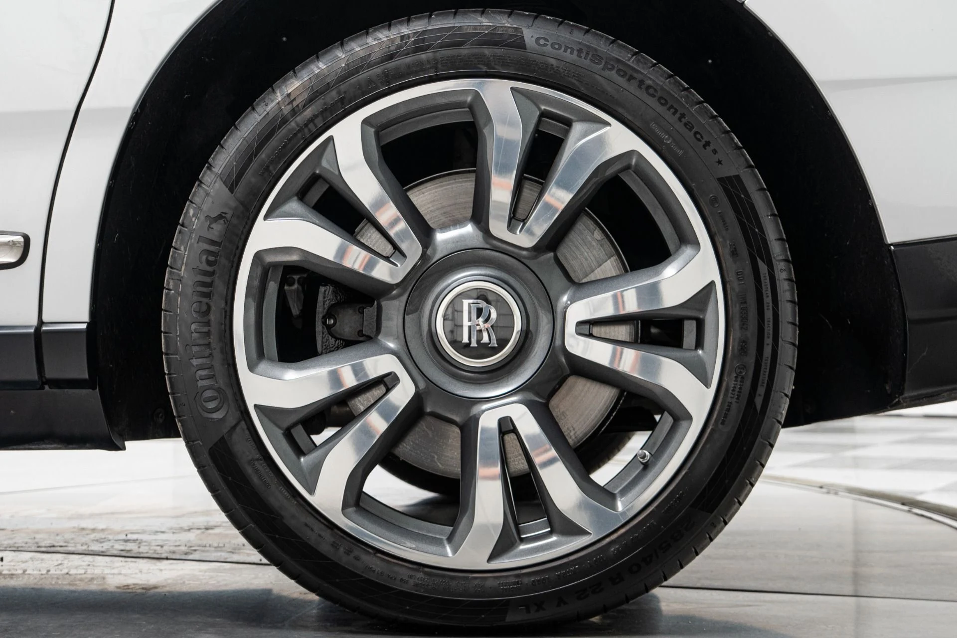 mph010_2404569931_Used_2023_Rolls_Royce_Cullinan_1792518070_d52f0505f0