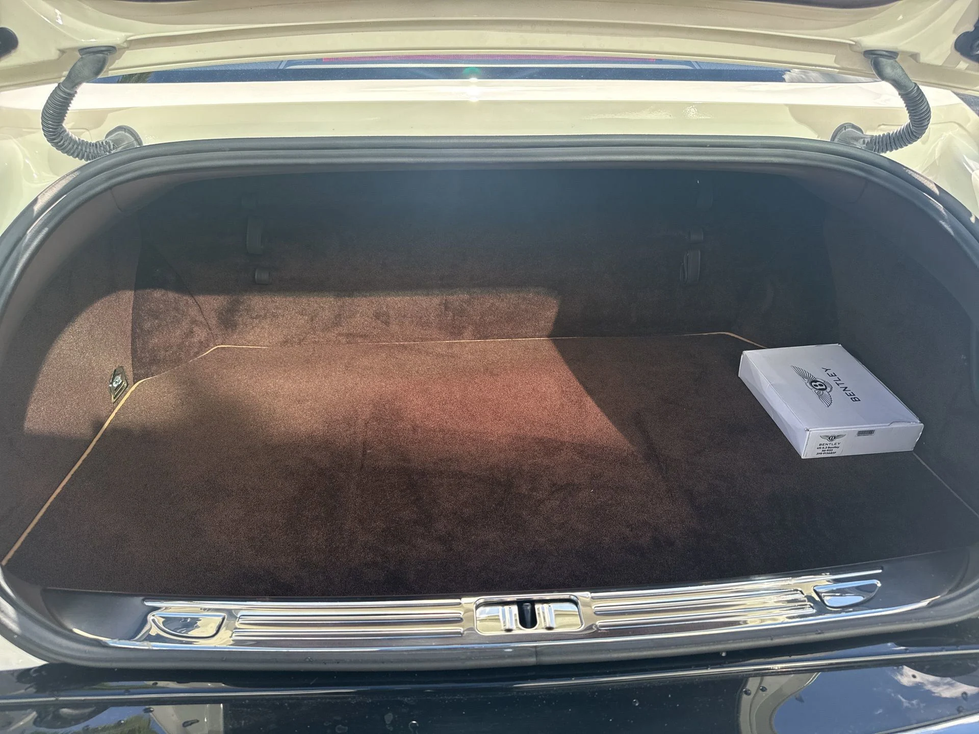 mph010_241035561_38b73baa48c048119bd0ae1b56d4dfda_56babf7d8b