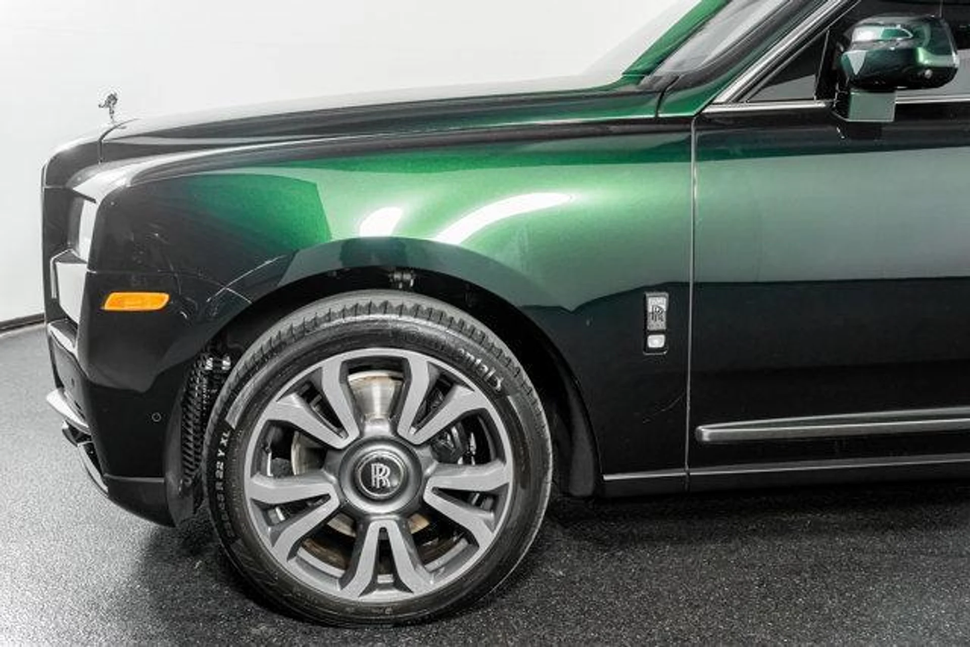 mph010_241357648_d_Co_Ykdv_Foi4_Ao8v_W_Ky0_PO_a_X_Uy_A_f34335b8e0