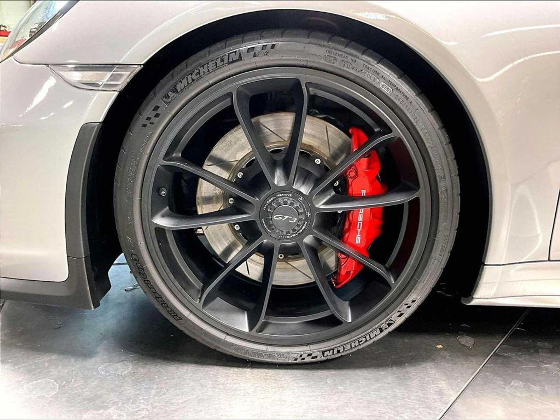 mph010_2421817977_9gw_R02rxnm_JN_65bd_HG_1f_Q_Gcal_Z4_ef2a612f01