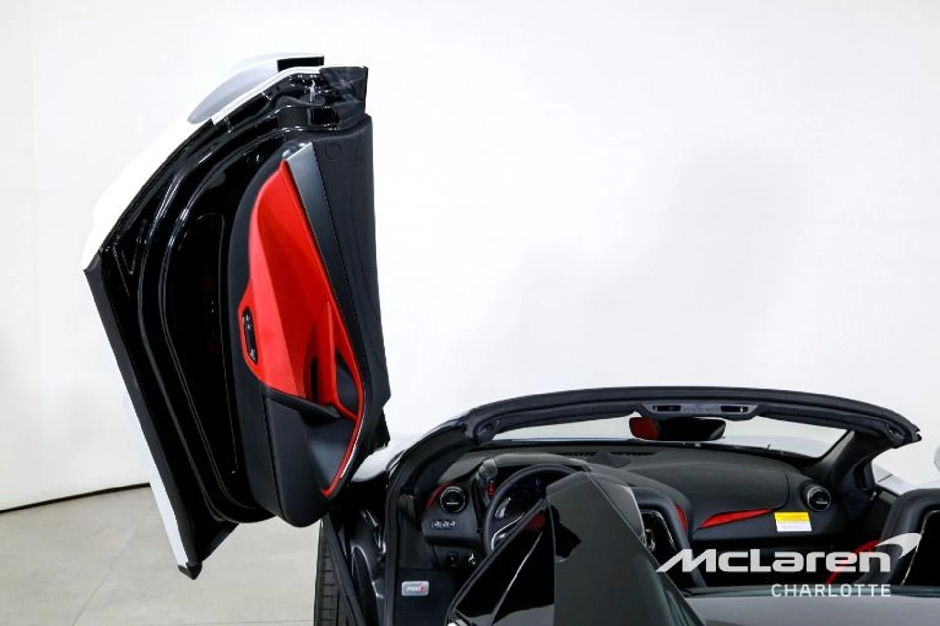 mph010_2423428526_Used_2026_Mc_Laren_750_S_Spider_38e714da39