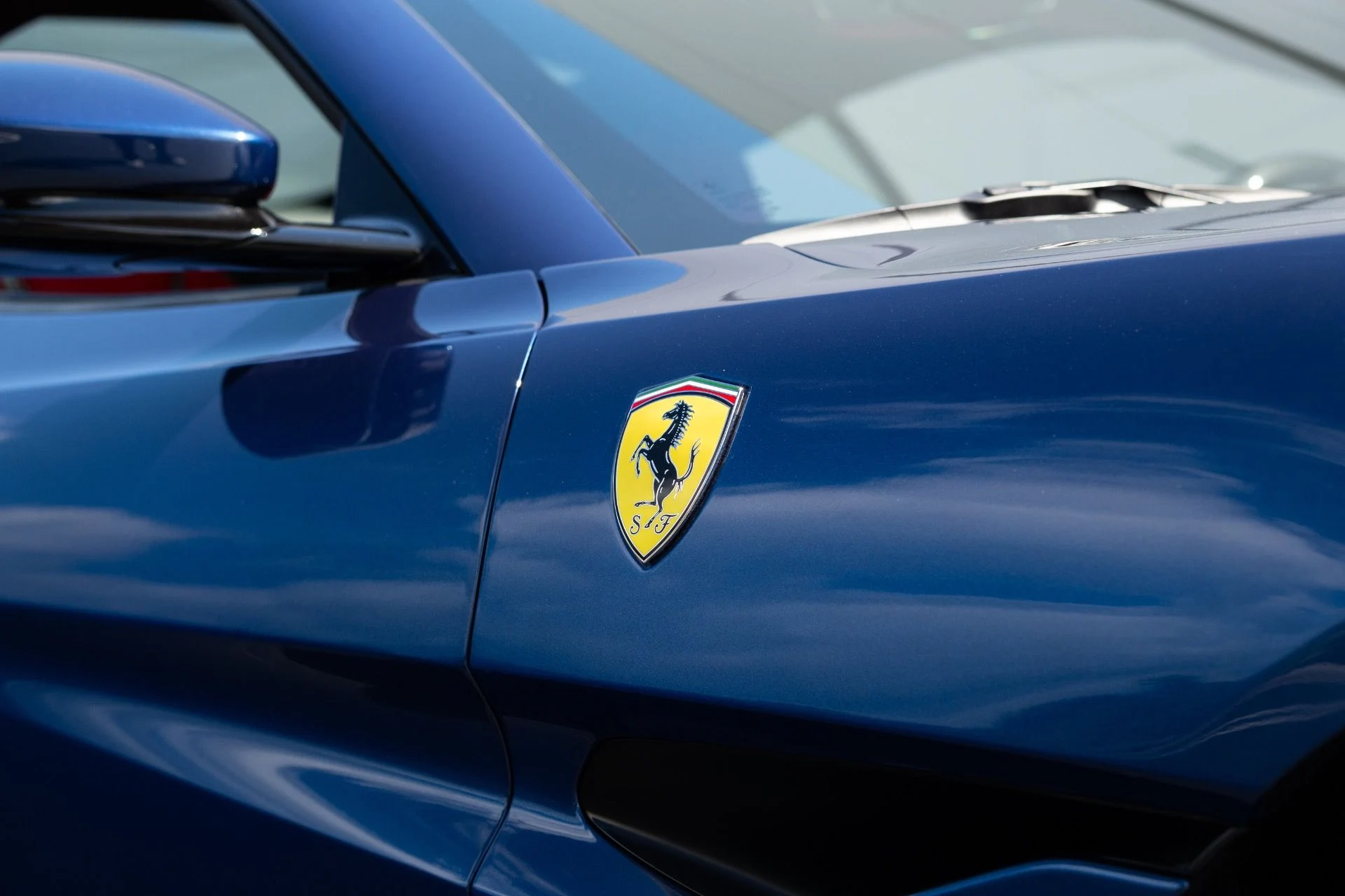 mph010_2427686485_Used_2019_Ferrari_Portofino_1780888386_5673b4633e