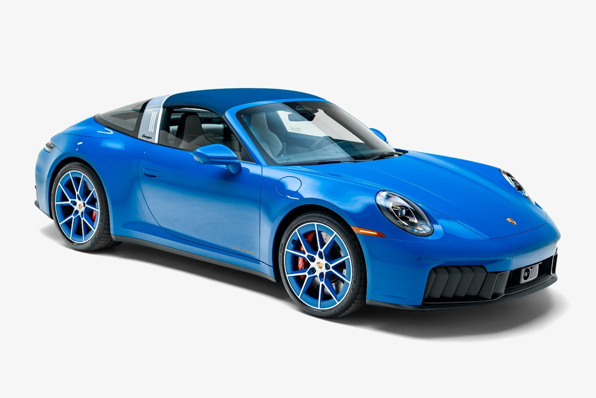 mph010_2427877456_Used_2026_Porsche_911_Targa_4_GTS_1788307359_f18842f139