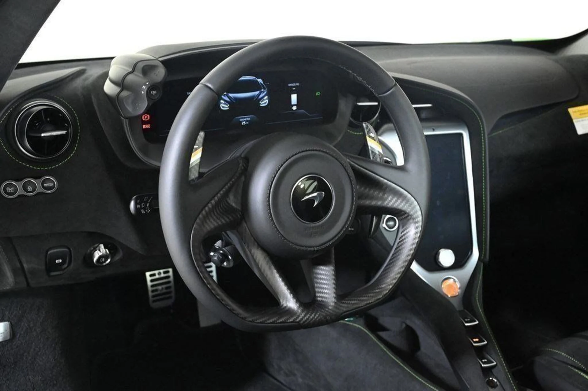 mph010_2432291078_new_2025_mclaren_750s_coupe_11350_22964871_10_1024_3000c94e56