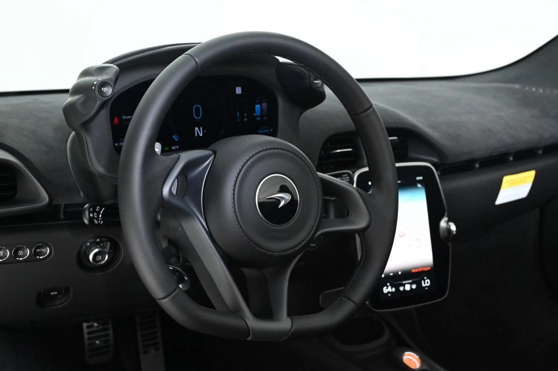 mph010_2434274225_new_2026_mclaren_artura_spider_11350_22950124_10_1024_89626ed0c6