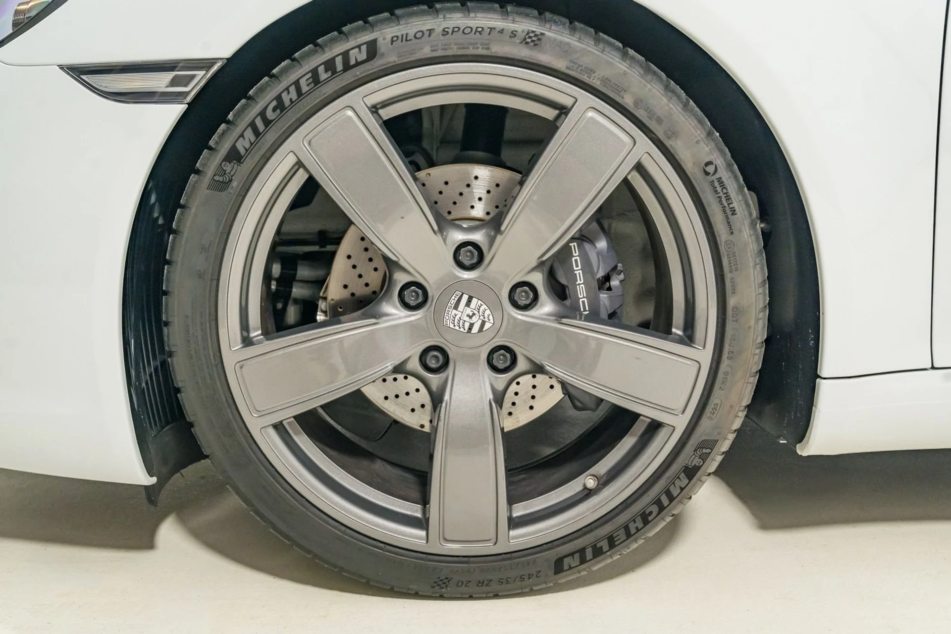 mph010_2437496516_24e29b9104df43ba9dff85ed87917297_a91e6c8844