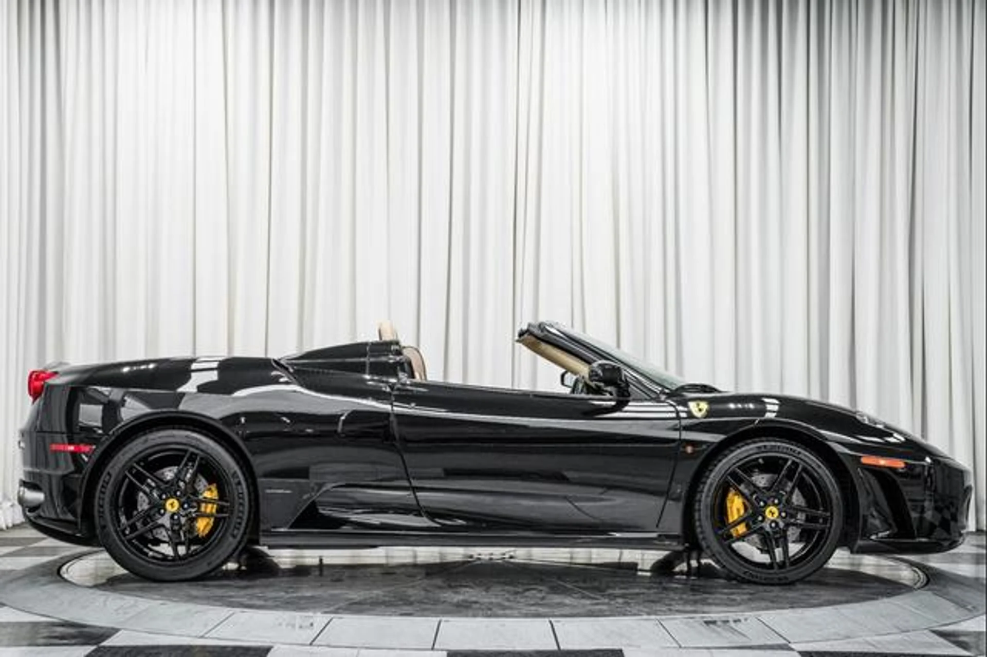 mph010_2440586155_Tu_Qb_Xrw_Nh_Dl8_EG_Dy_Lul_N_Zm_Mj_Uc_e82493b550