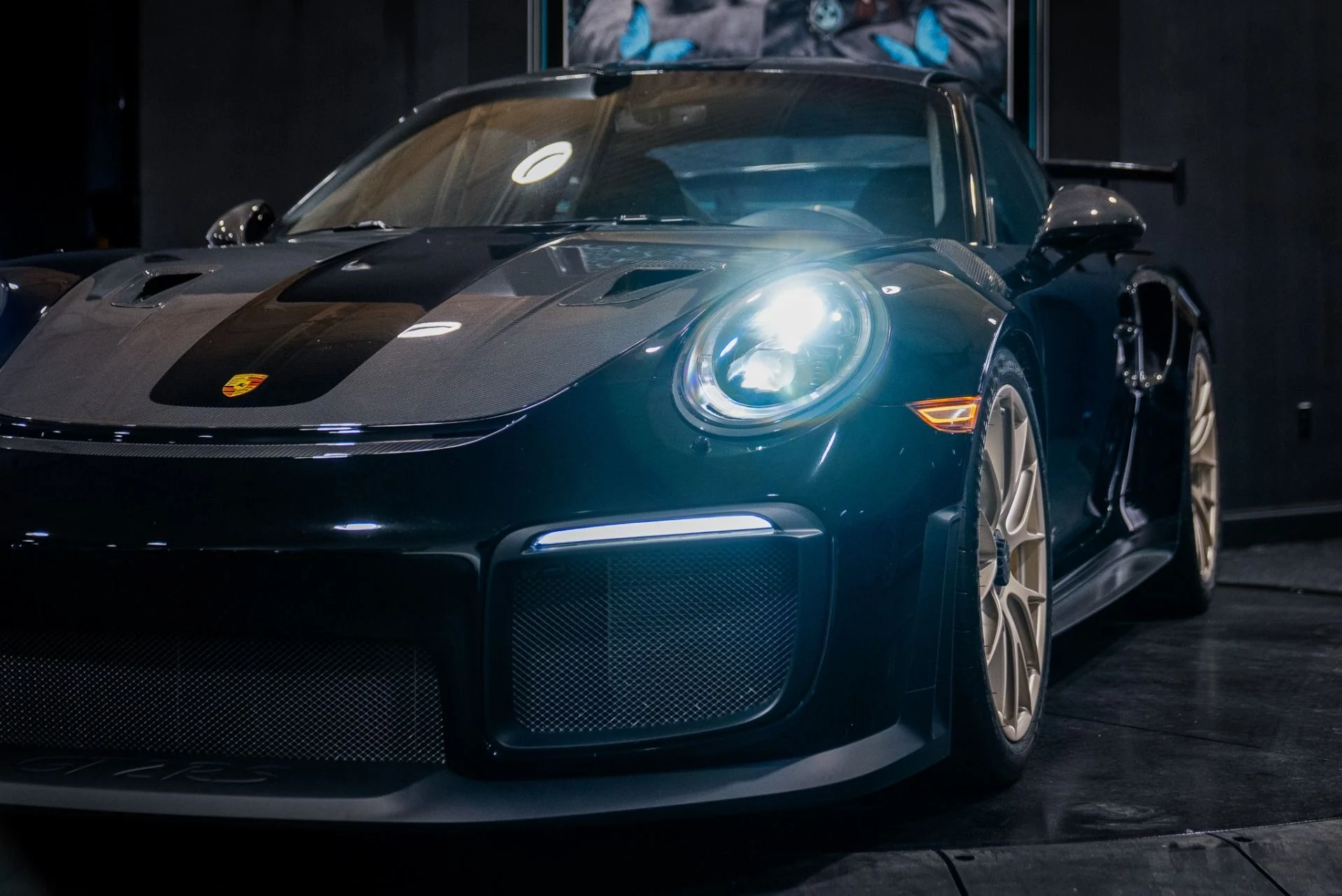 mph010_2440909784_Used_2018_Porsche_911_GT_2_RS_Weissach_Pack_Mag_Wheels_1770226690_fd2cd0d911