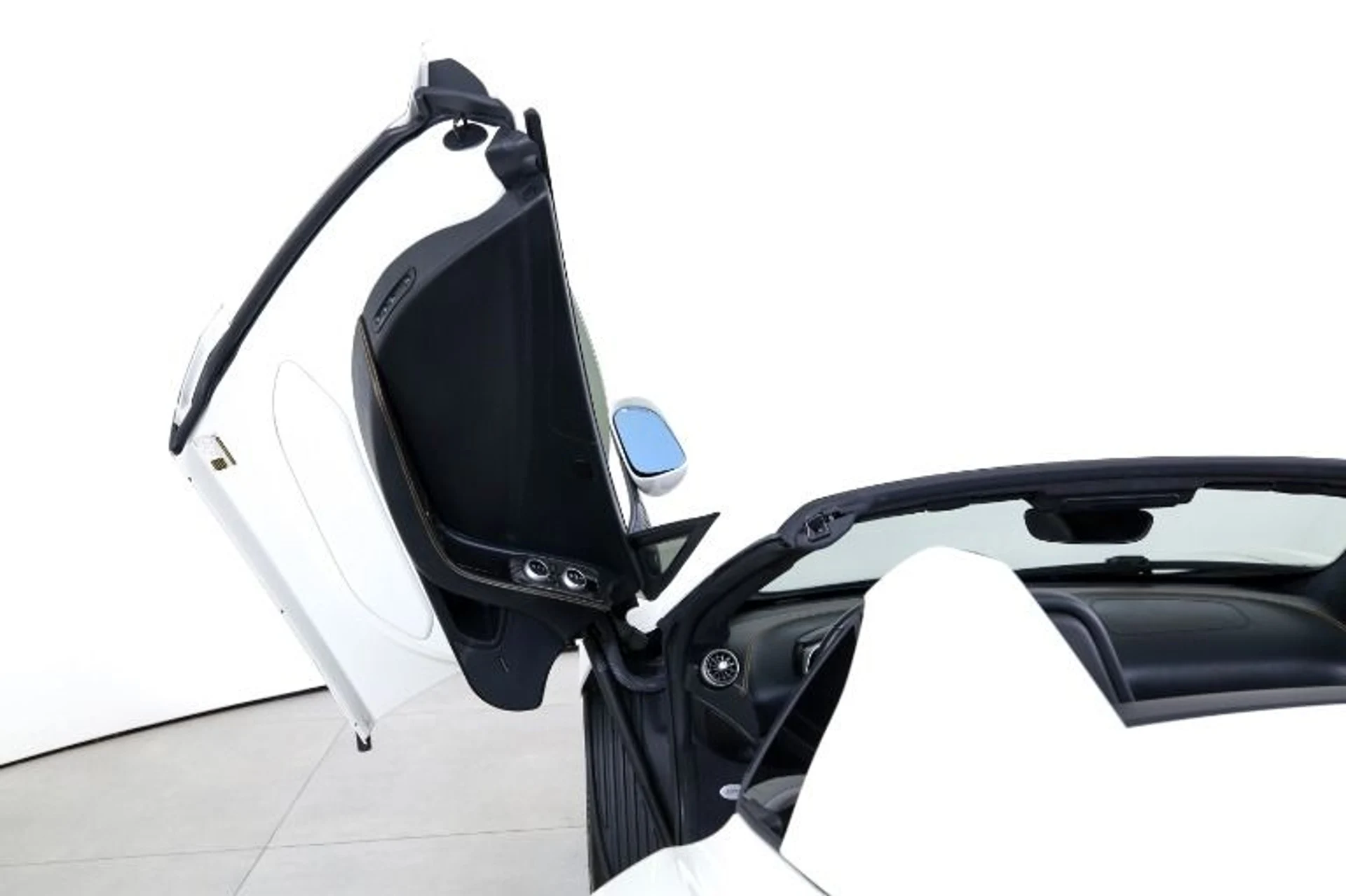 mph010_2443184825_Used_2015_Mc_Laren_650_S_Spider_f042a67834