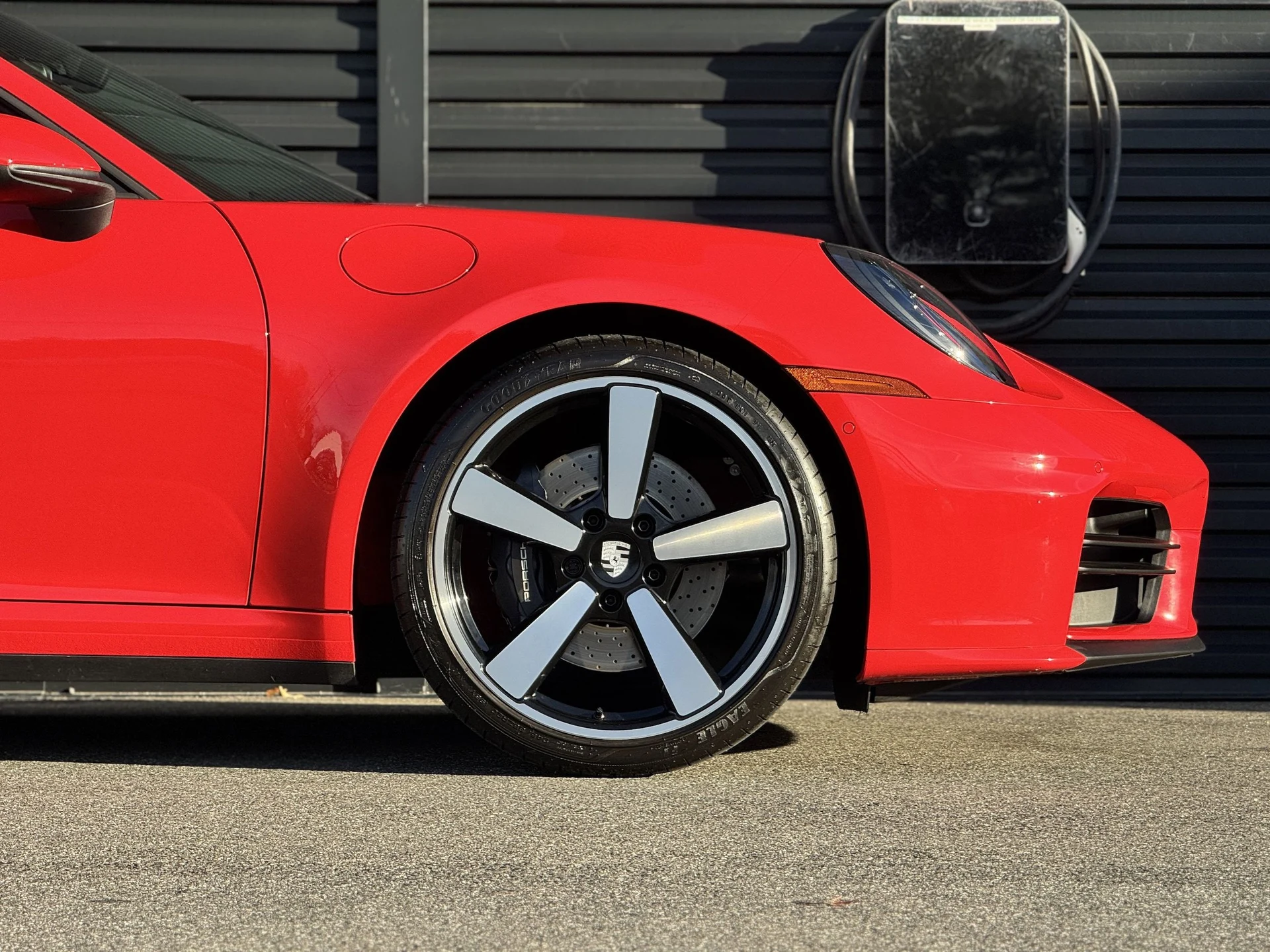 mph010_2449299091_fe326fbc874be87abbb2eed88e6fb8b6x_581c76a193