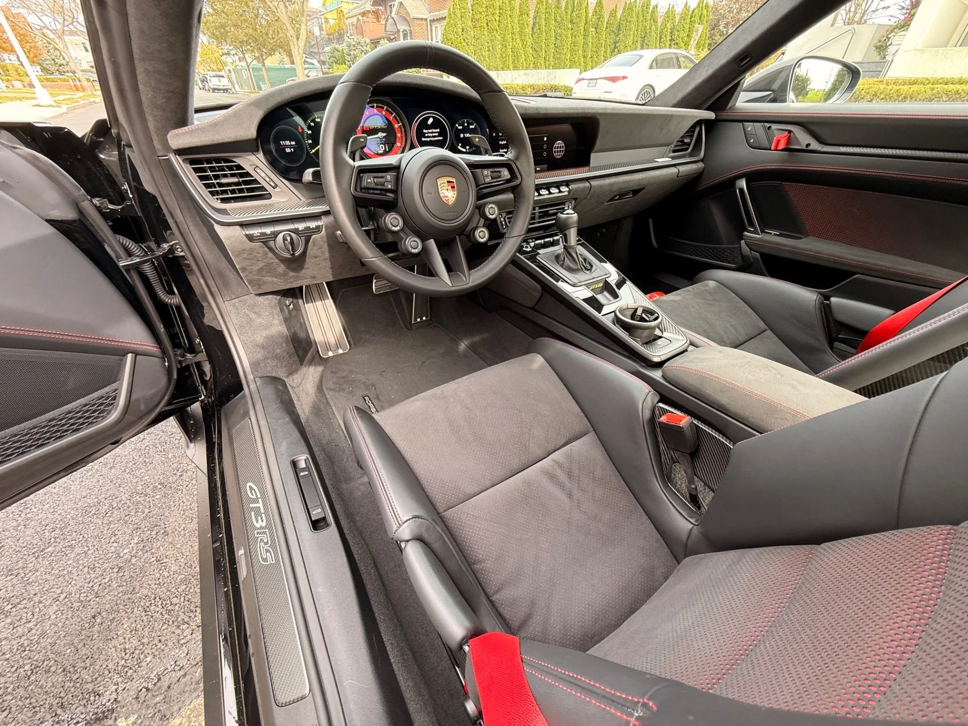 mph010_2450241681_13100_p11_l_d76935e090