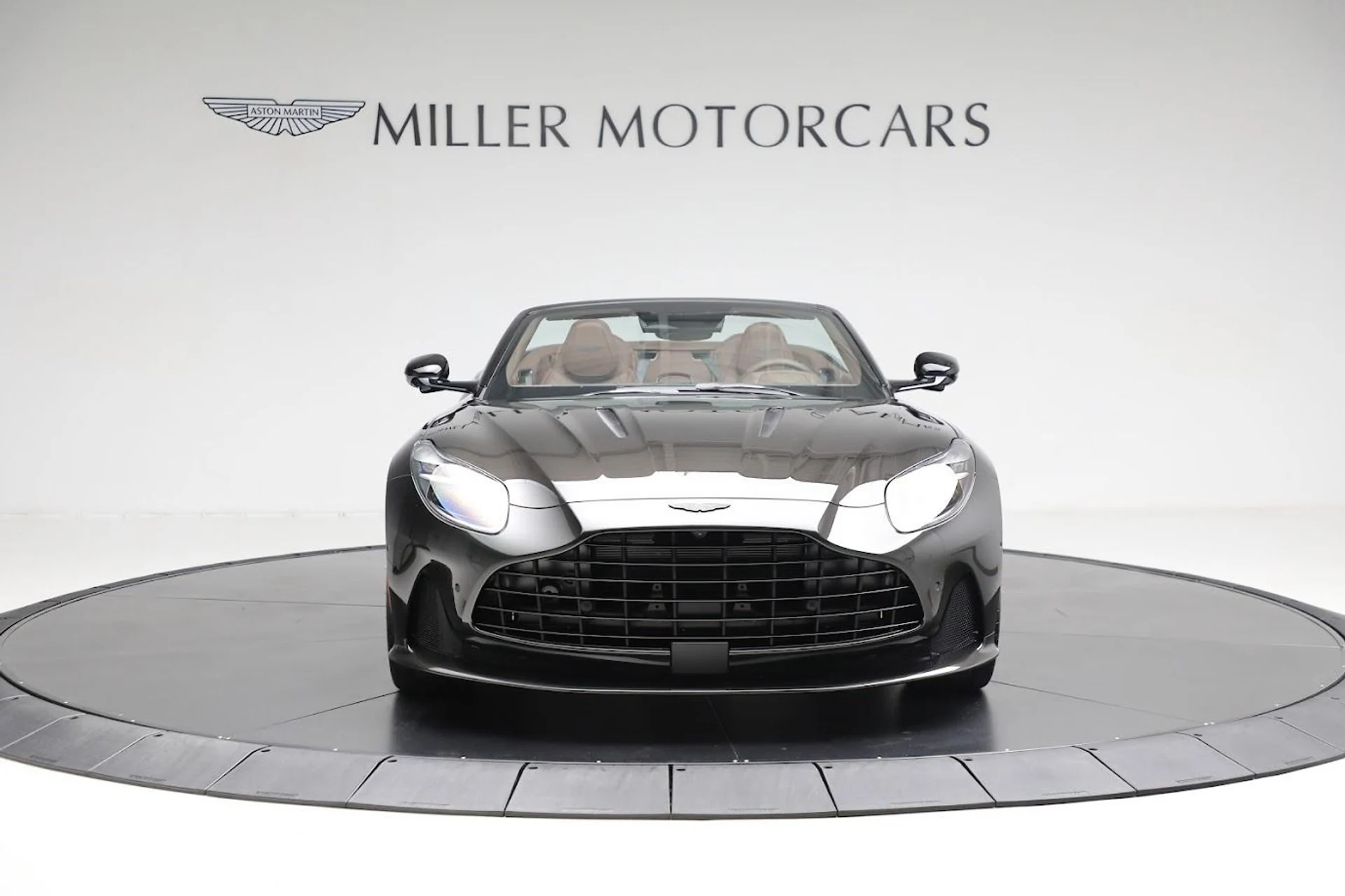 mph010_2450529233_Used_2024_Aston_Martin_DB_12_Volante_9bf6e9afa4