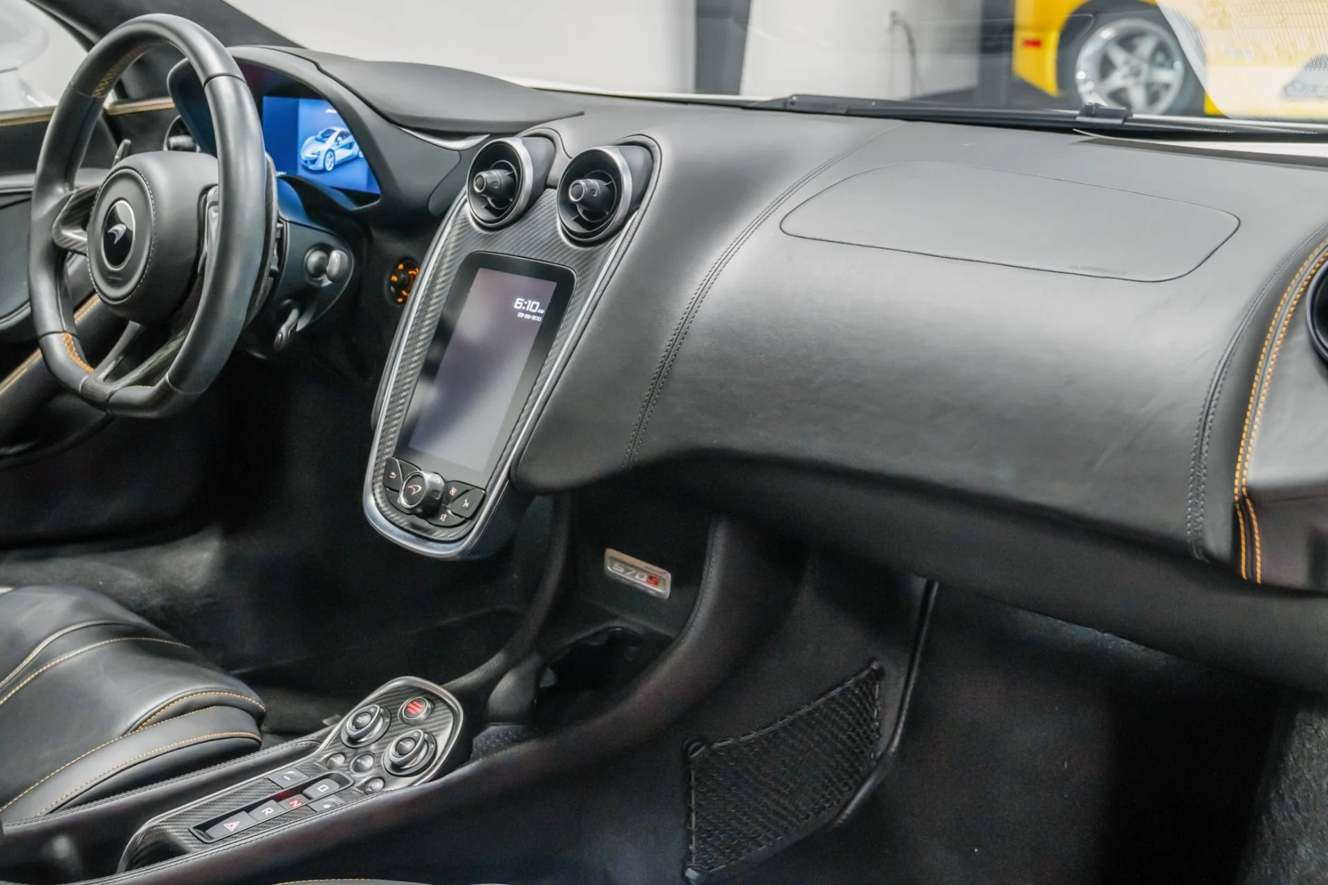 mph010_2475083467_Used_2019_Mc_Laren_570_S_1753385849_0f8f599e36