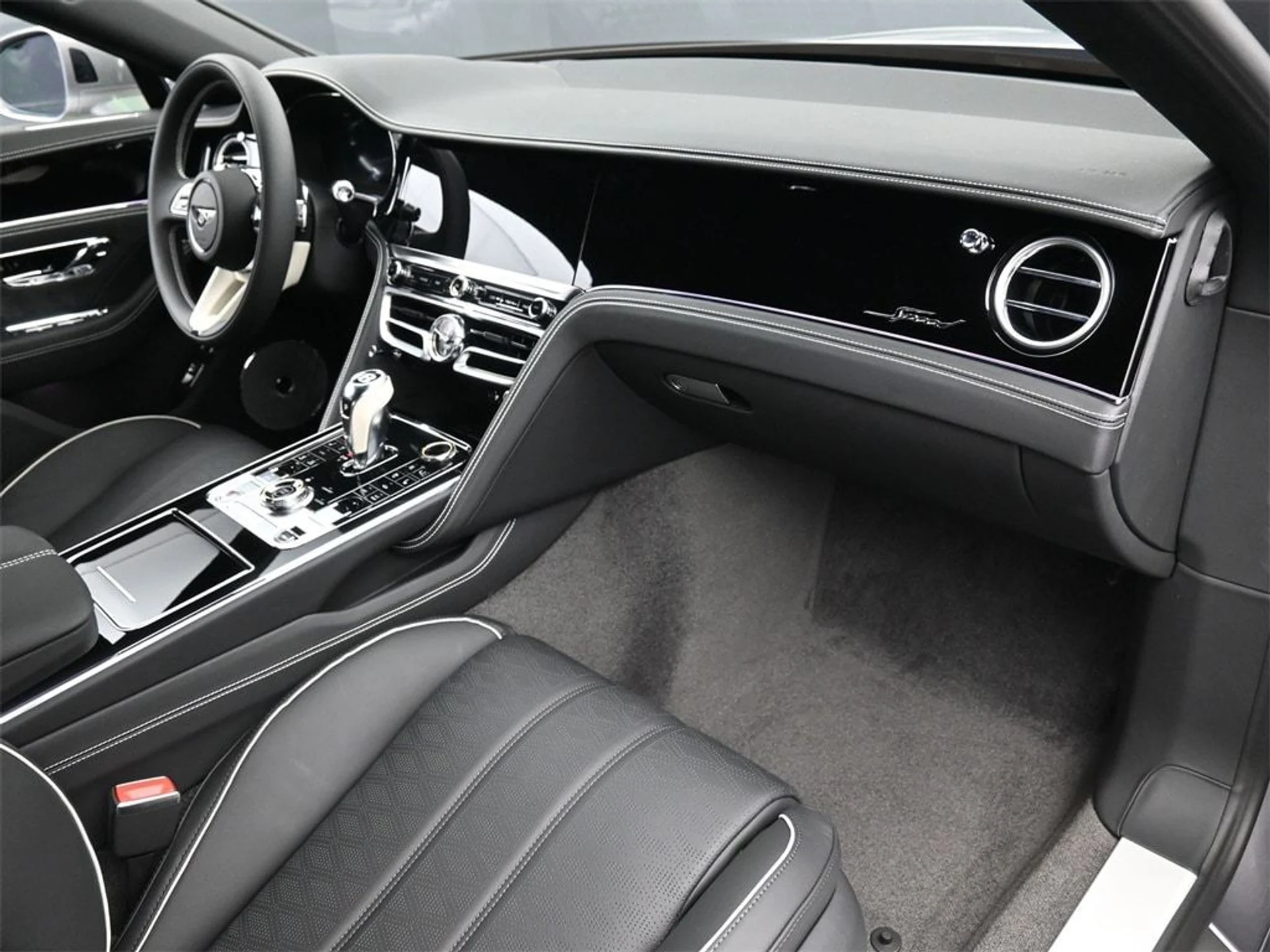 mph010_2476355923_a41b2994c8fca017043f320c11966b27x_1fc9112447