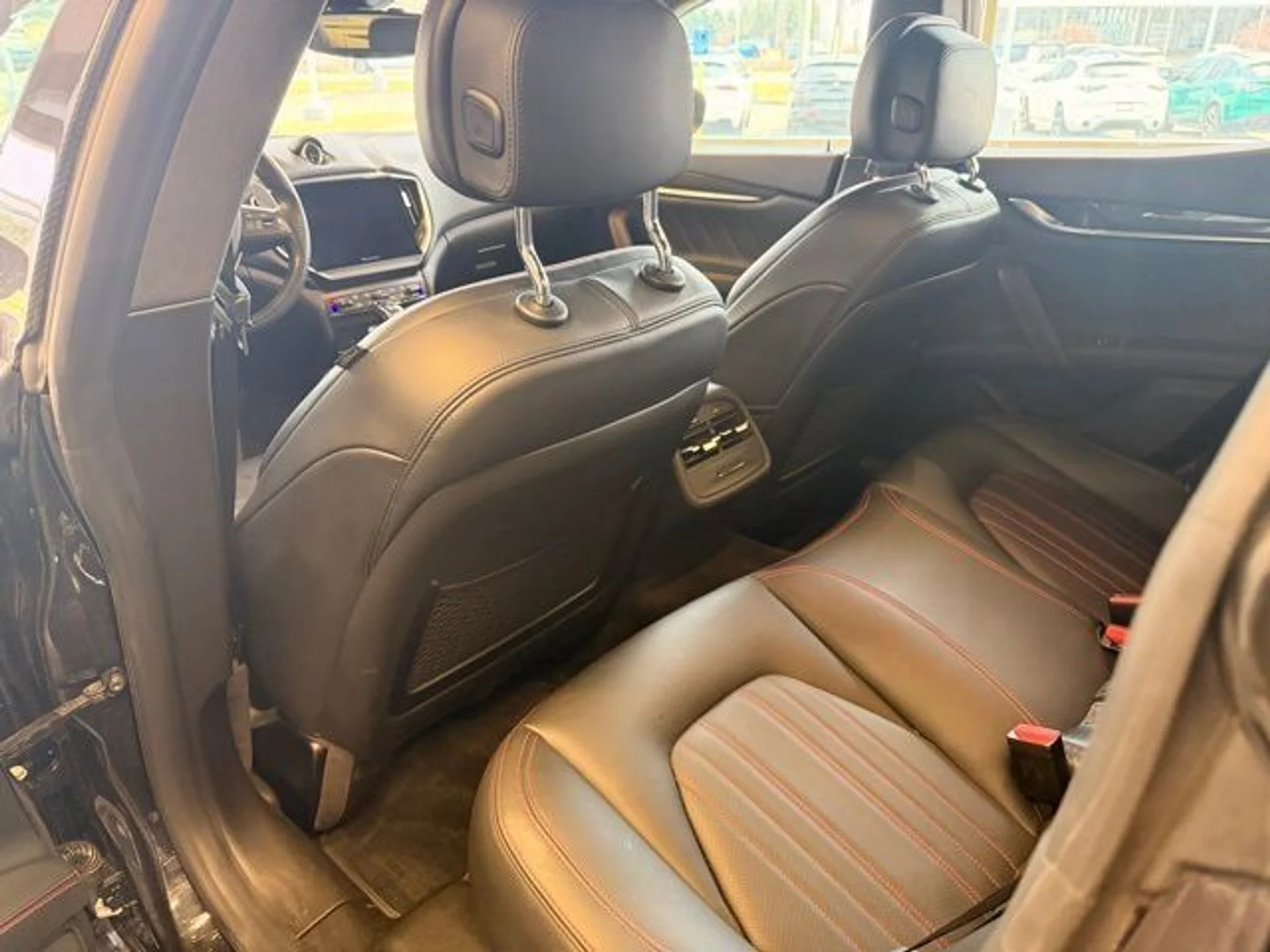 mph010_2477215776_1268fcdd0567c688446328b5506139d8_8a64334940