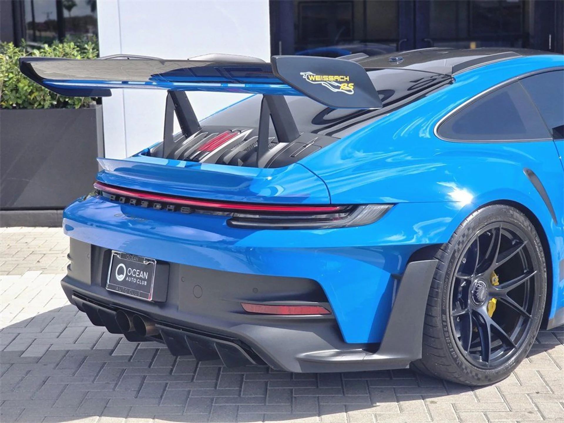 mph010_2478190517_1a08014936f2a3f3abb8337e202dec62_3d60302183