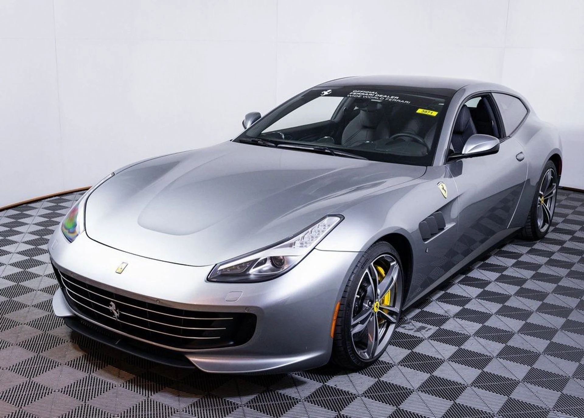 mph010_2481736509_6131a0ef98d830ecb44218998576e6c8_d30cc7b991