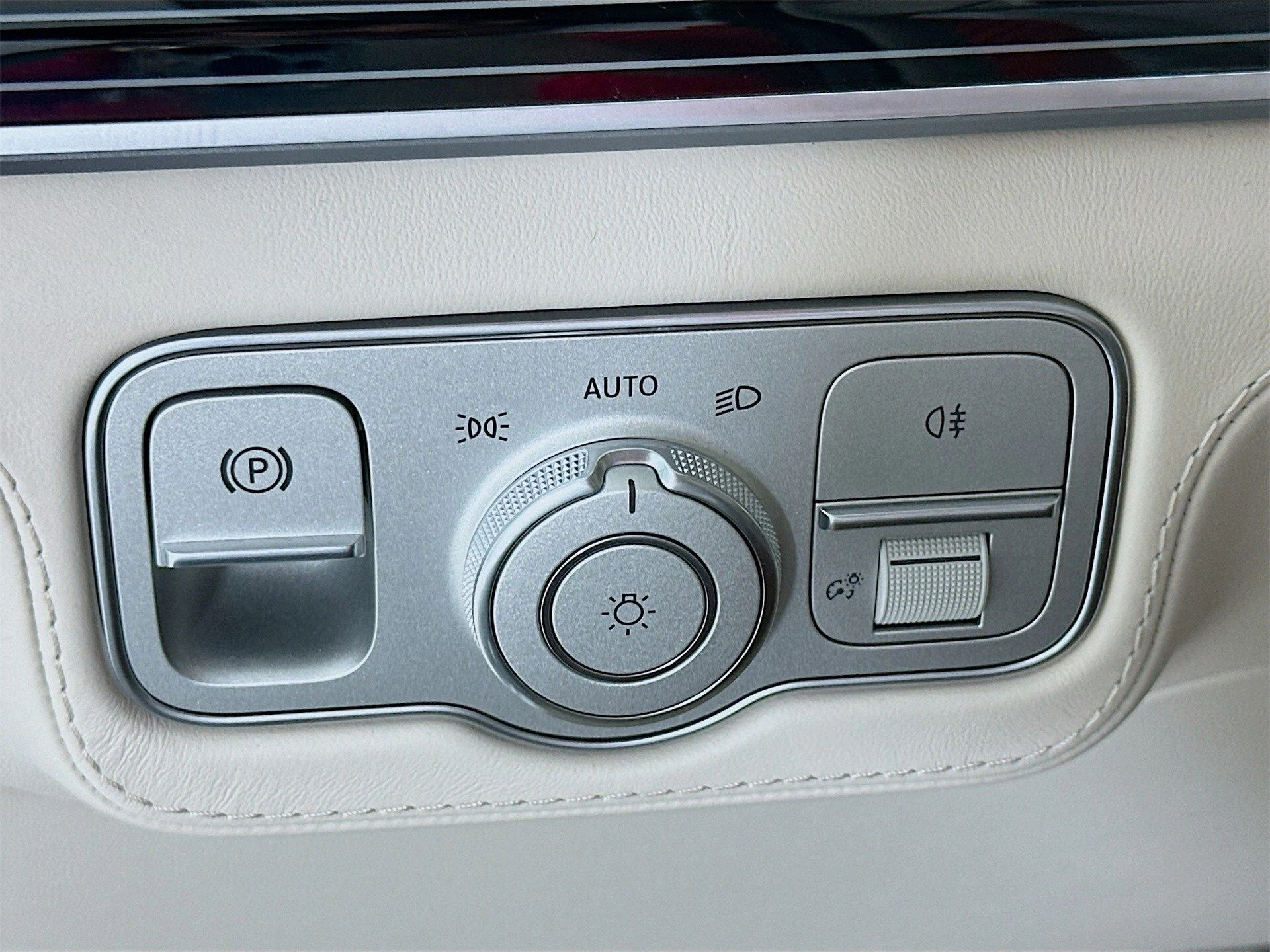 mph010_2482840921_9a27d704b52194f6bd2c24f745904a47x_c78c2aceb0