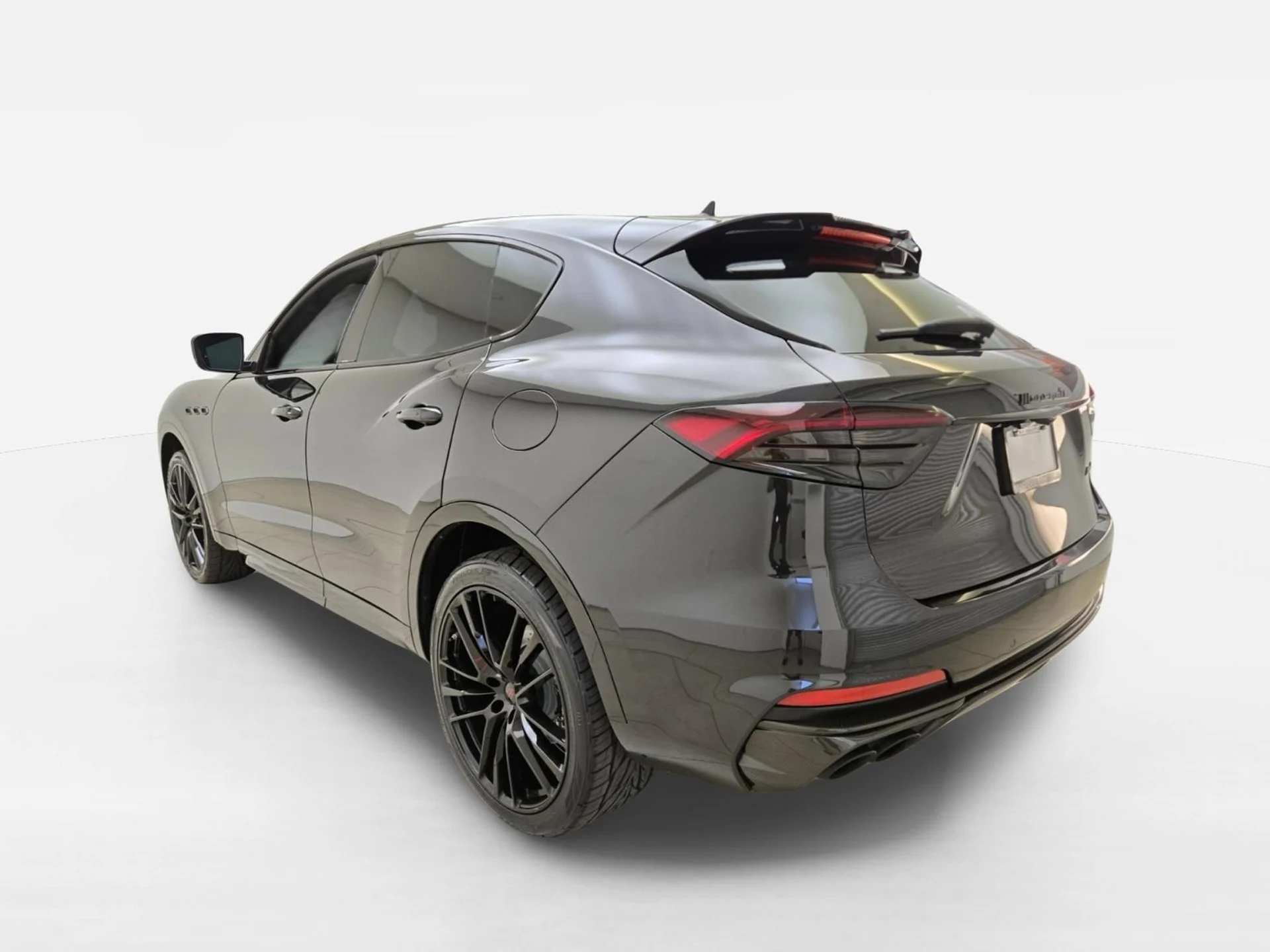 mph010_2484407519_Used_2024_Maserati_Levante_Trofeo_1782453352_9e30079cb9